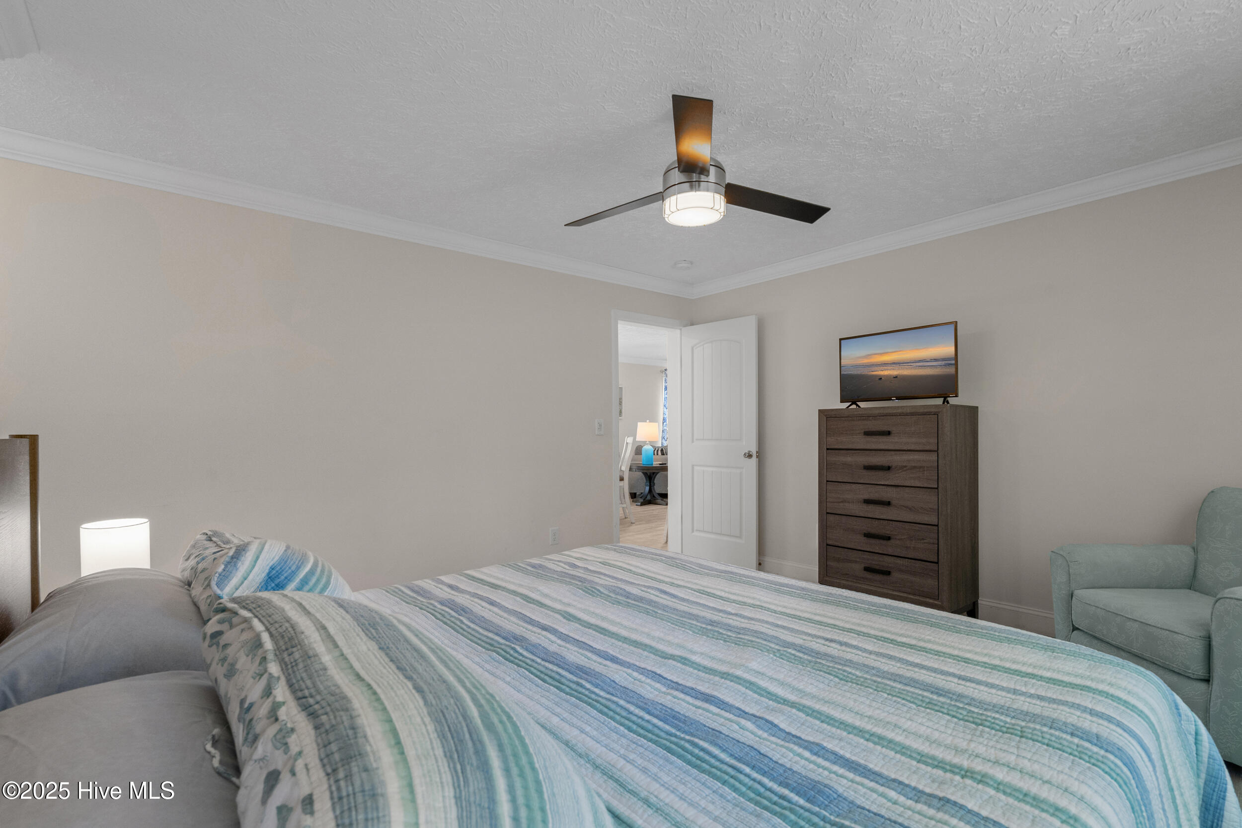 100539240 | Photo 17