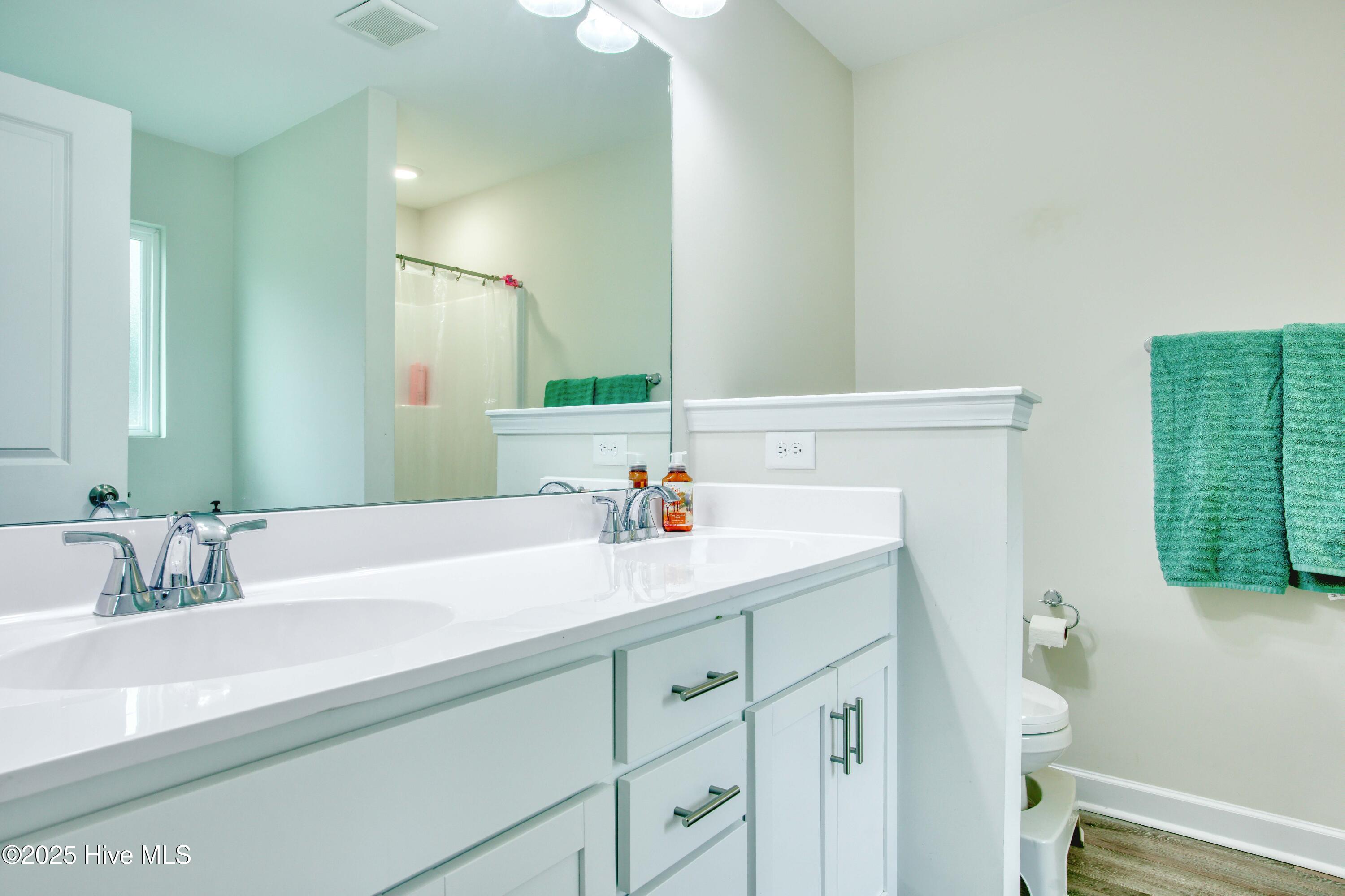 100544768 | Photo 15