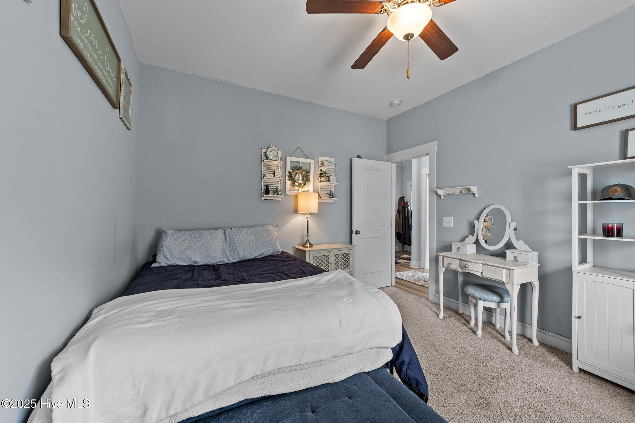 100531011 | Photo 18