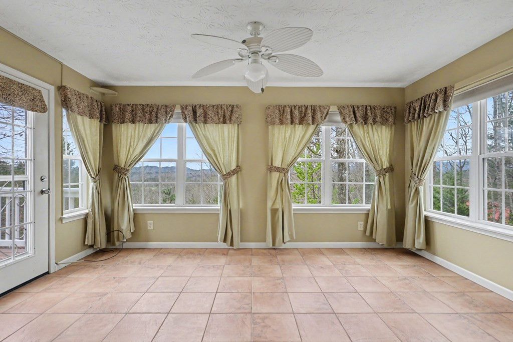 368 Sierra Springs Drive, Murphy, NC 28906 Listing Photo  26