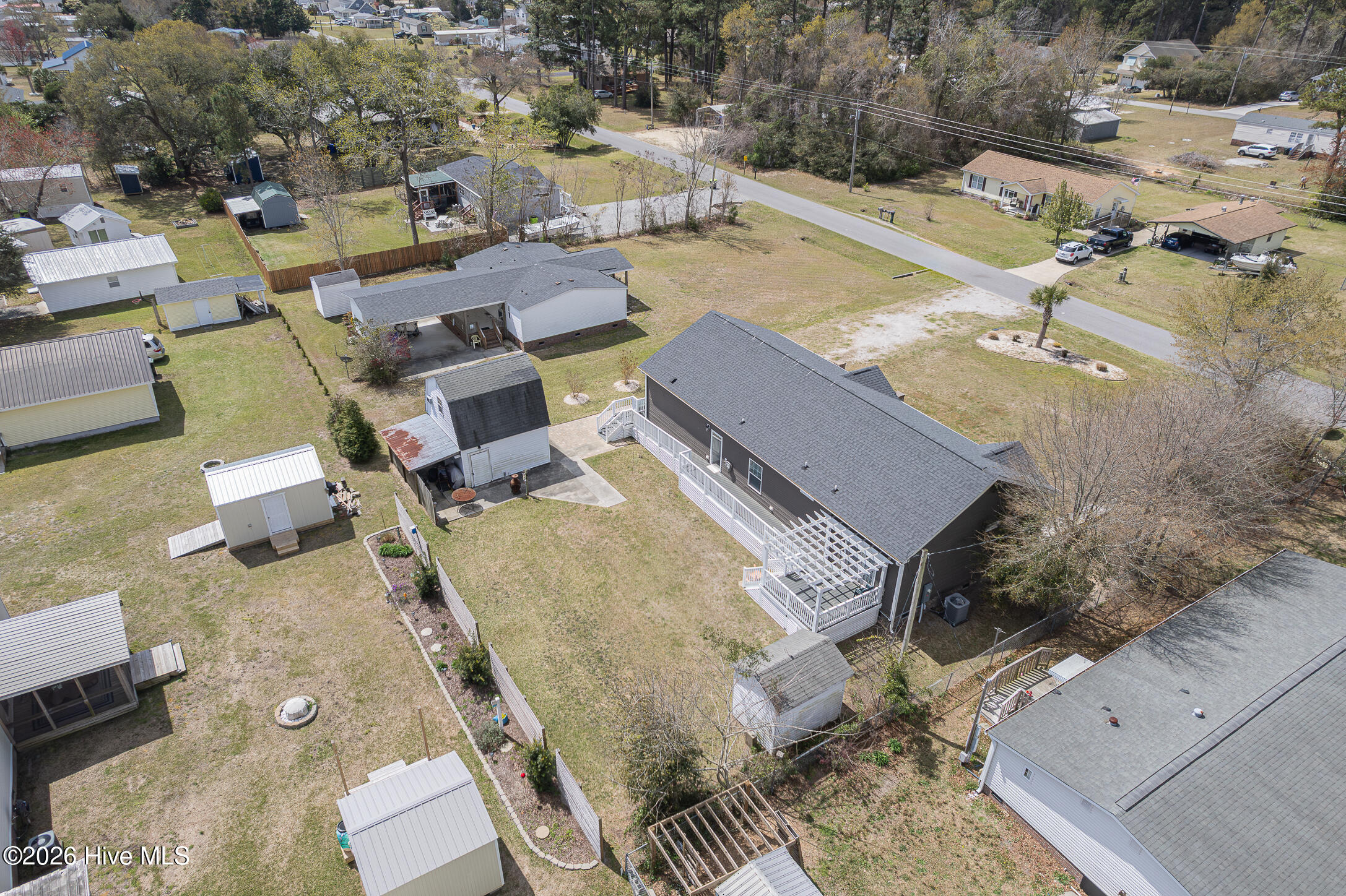 100563969 | Photo 67