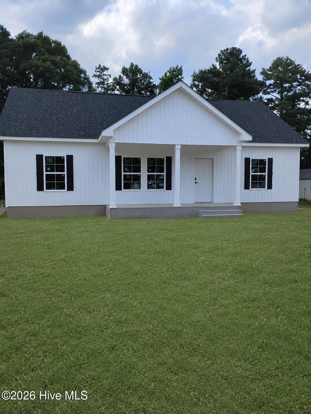 Homes for sale in Ahoskie, NC | 1607 N Dr Martin Luther King Jr Dr, Ahoskie, NC 27910 | MLS# 100588078