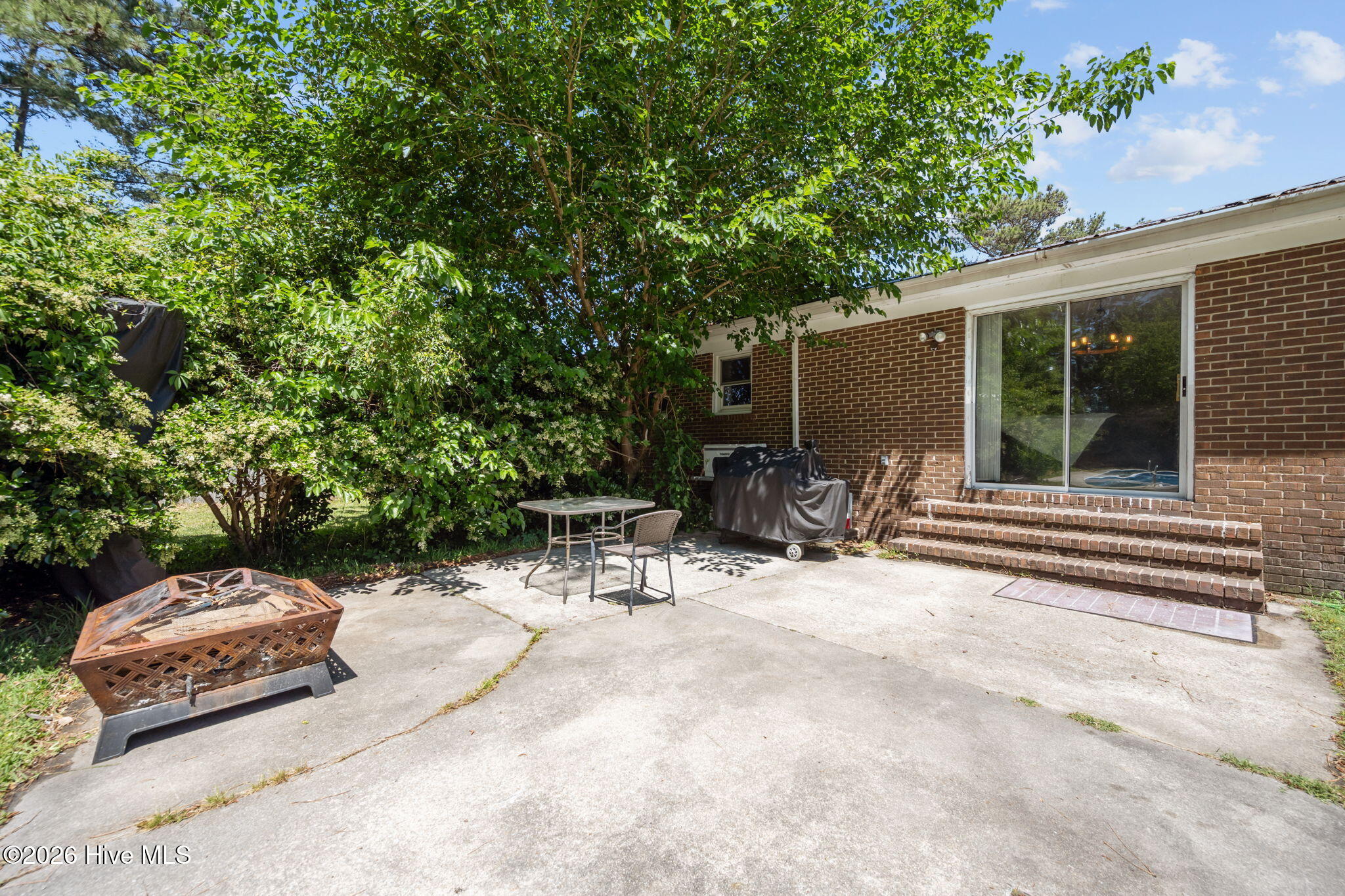 100569028 | Photo 10