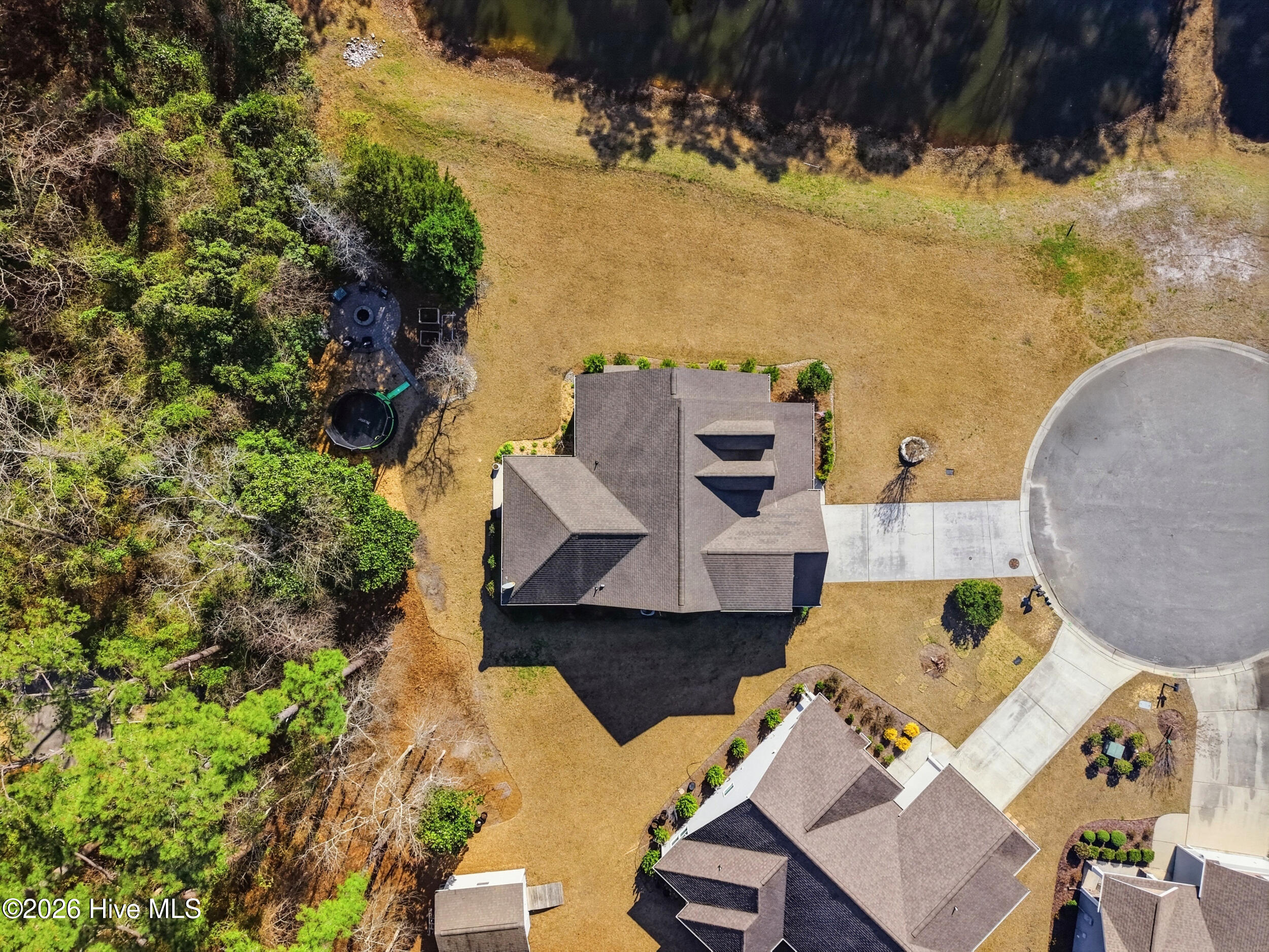 100560631 | Photo 45