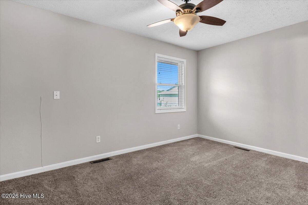 100568234 | Photo 27