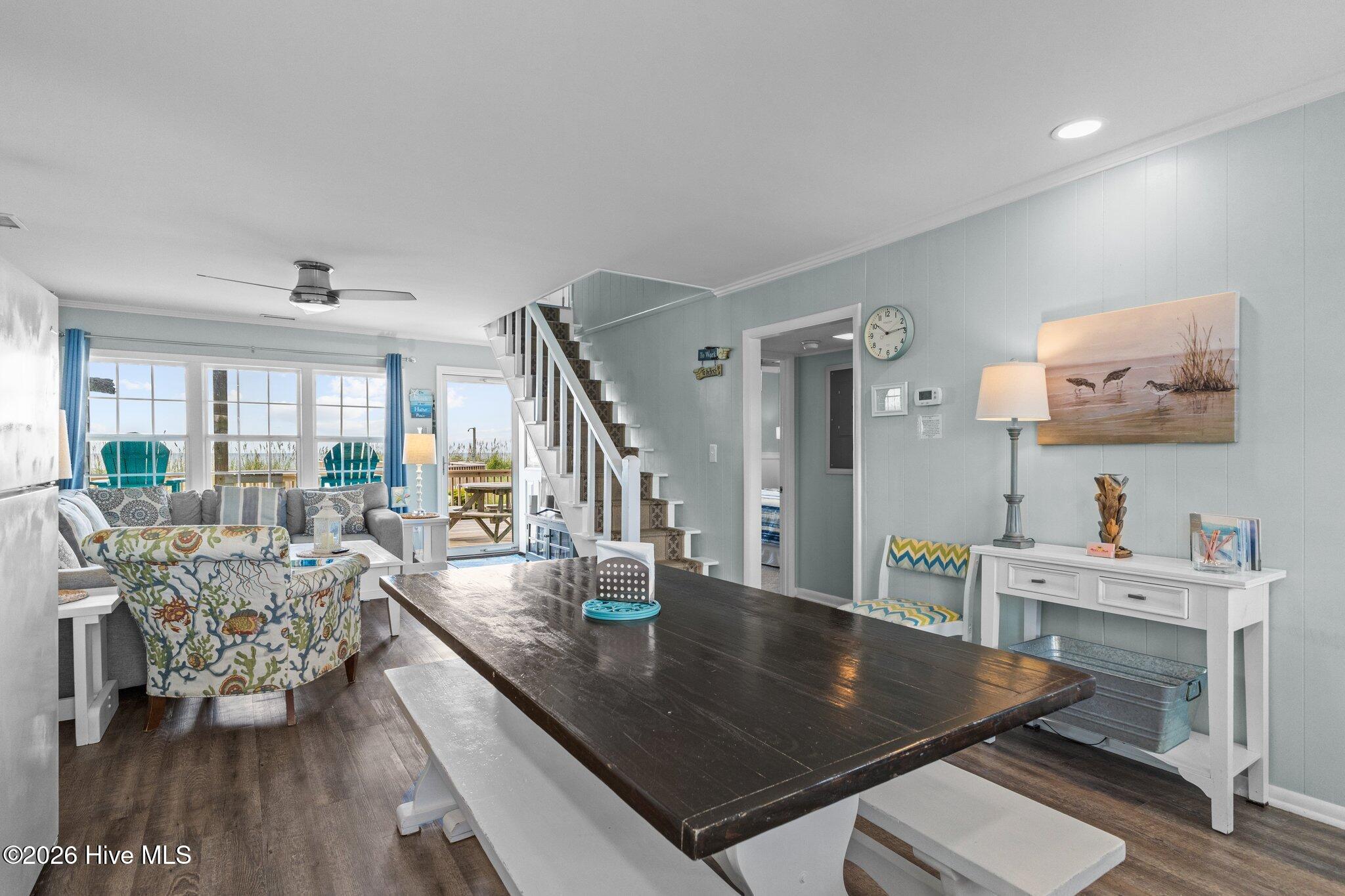 100549892 | Photo 18