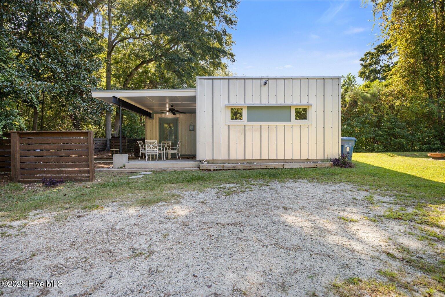 100528295 | Photo 50