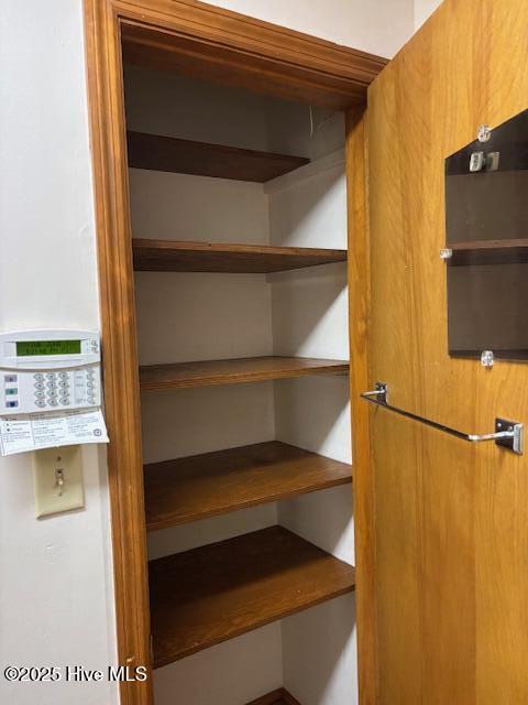 100511470 | Photo 20