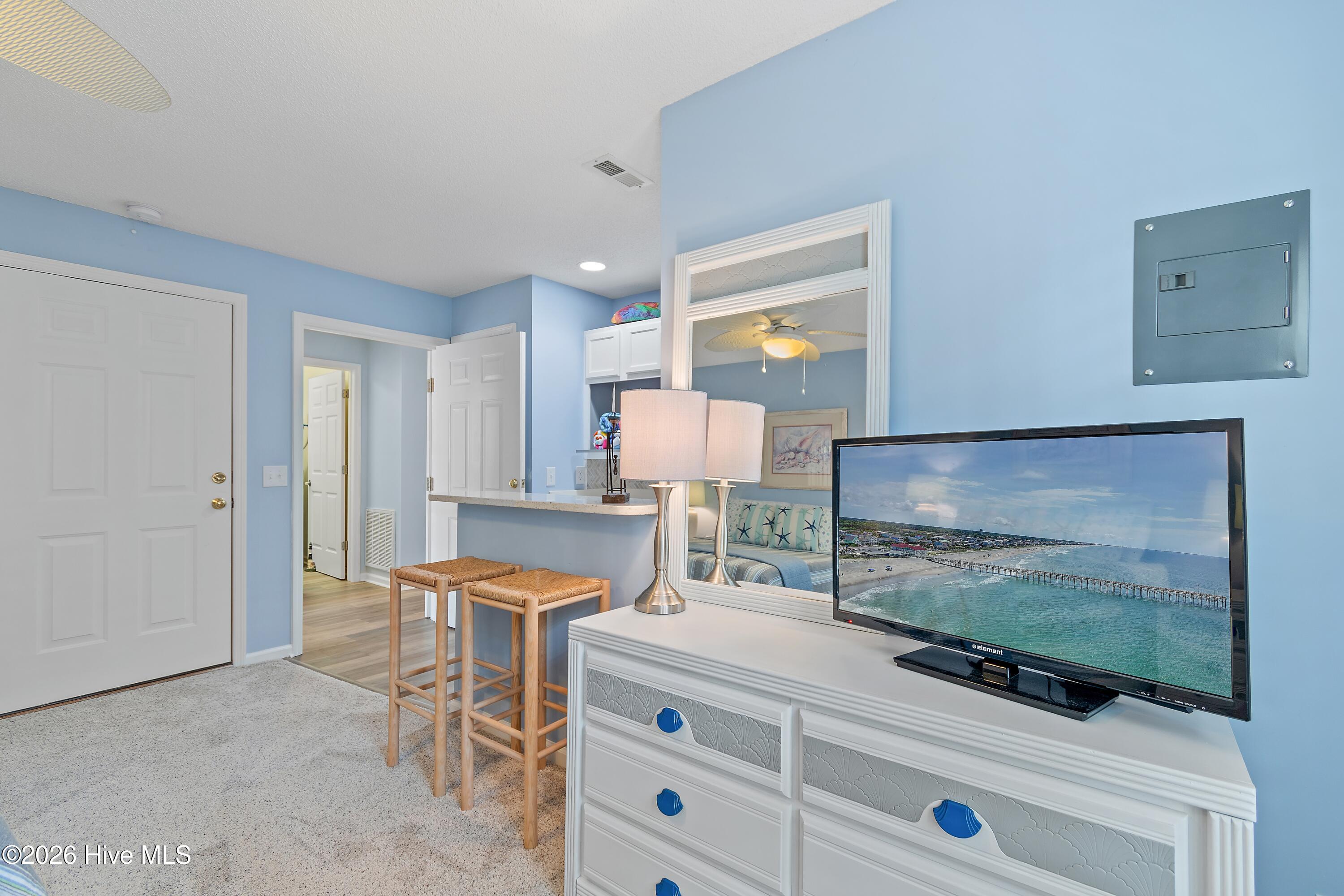 100558329 | Photo 27