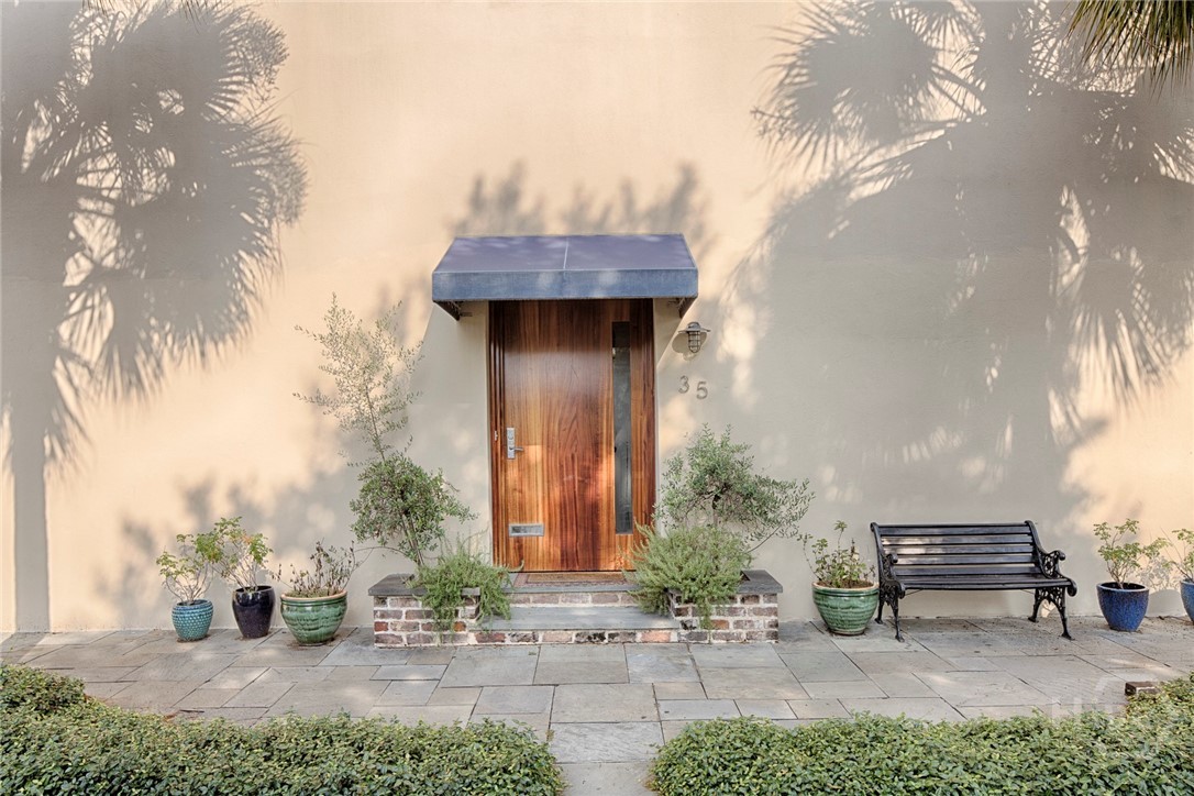 232 E Broughton Street, Savannah, GA, 31401