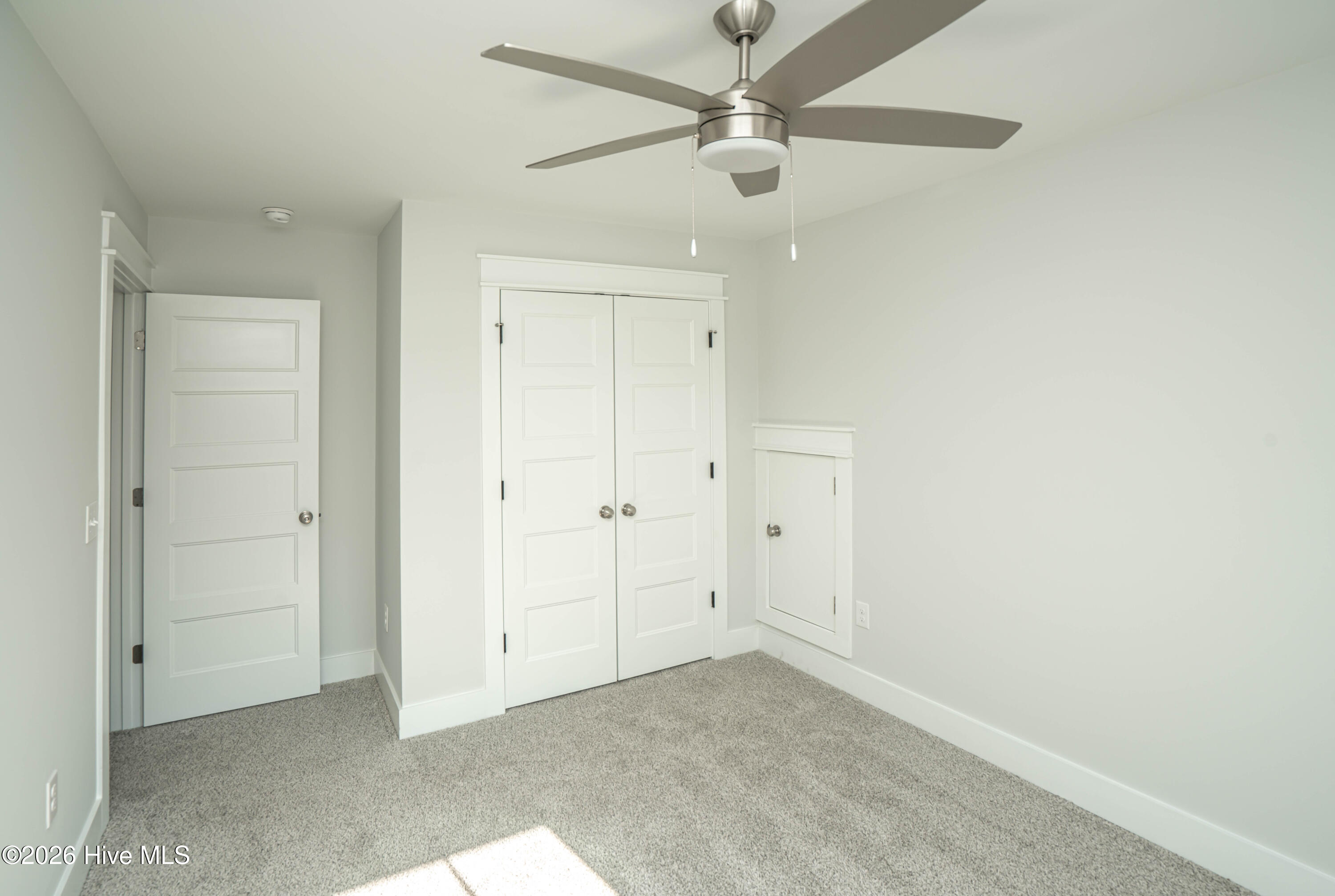 100553320 | Photo 38