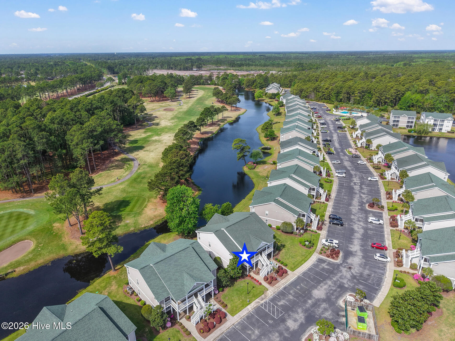 100566917 | Photo 35