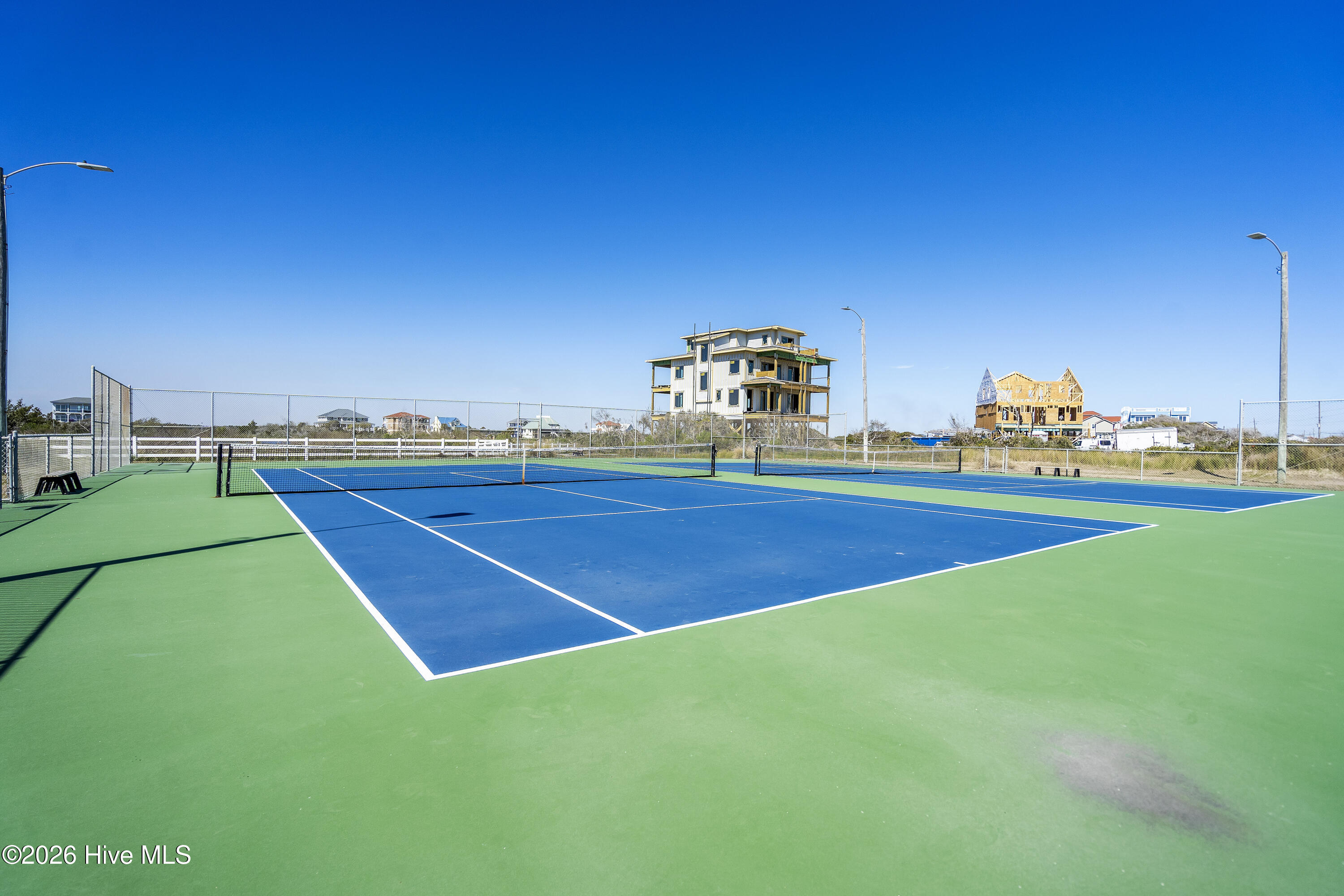 100549659 | Photo 61