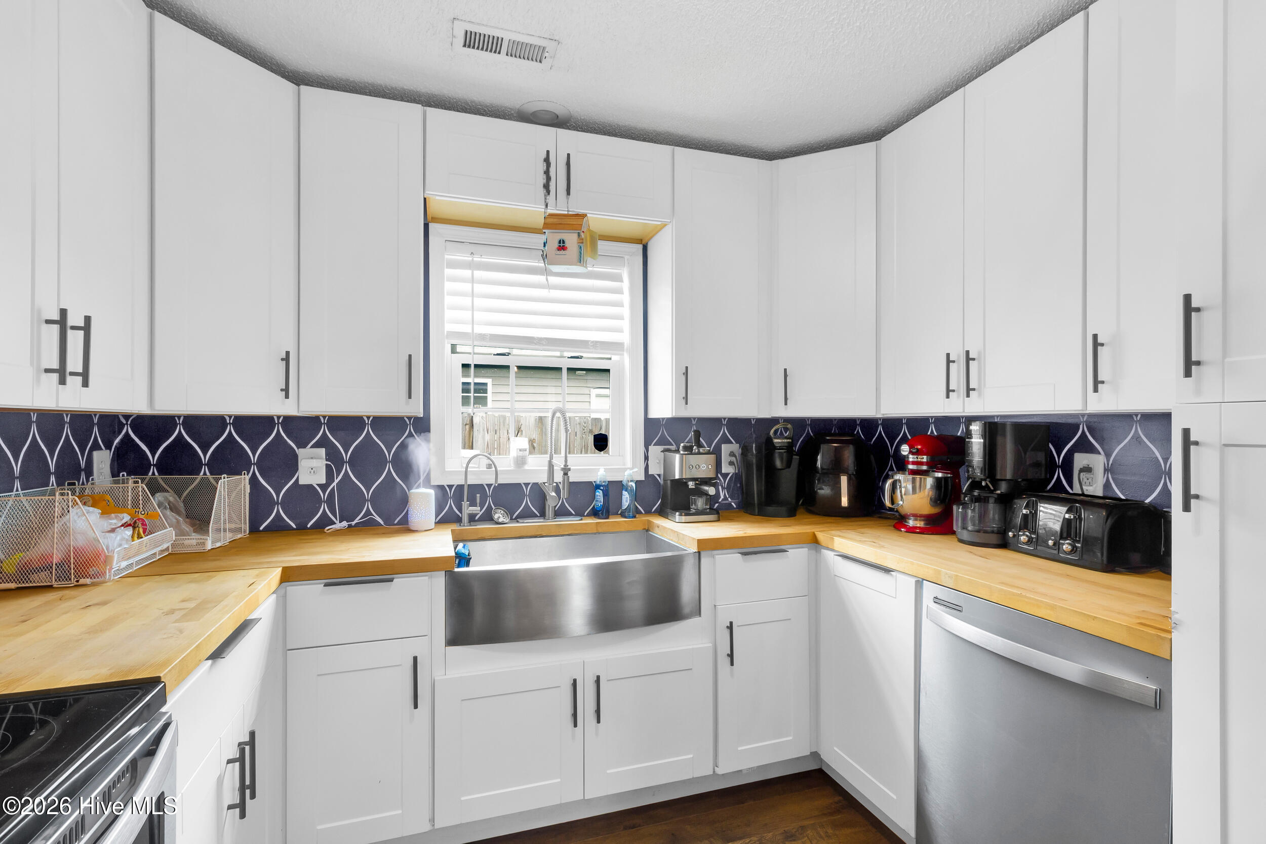 218 Attmore Drive, New Bern, NC 28560