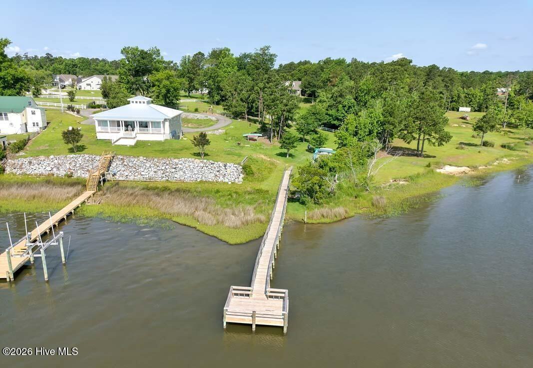Exterior photo of 48 Pickett Way, Swansboro, NC 28584. MLS: 100571845