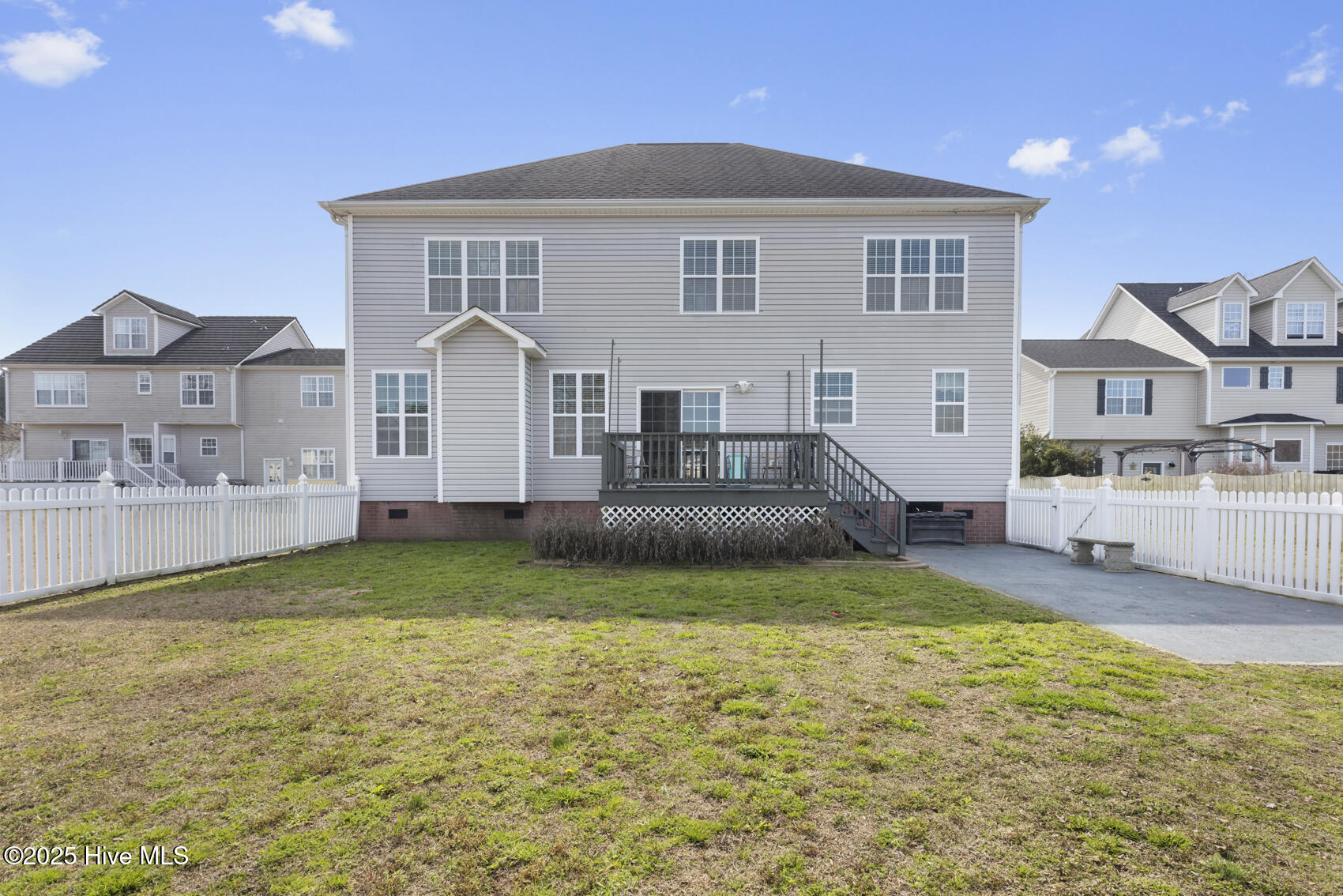 100490996 | Photo 36