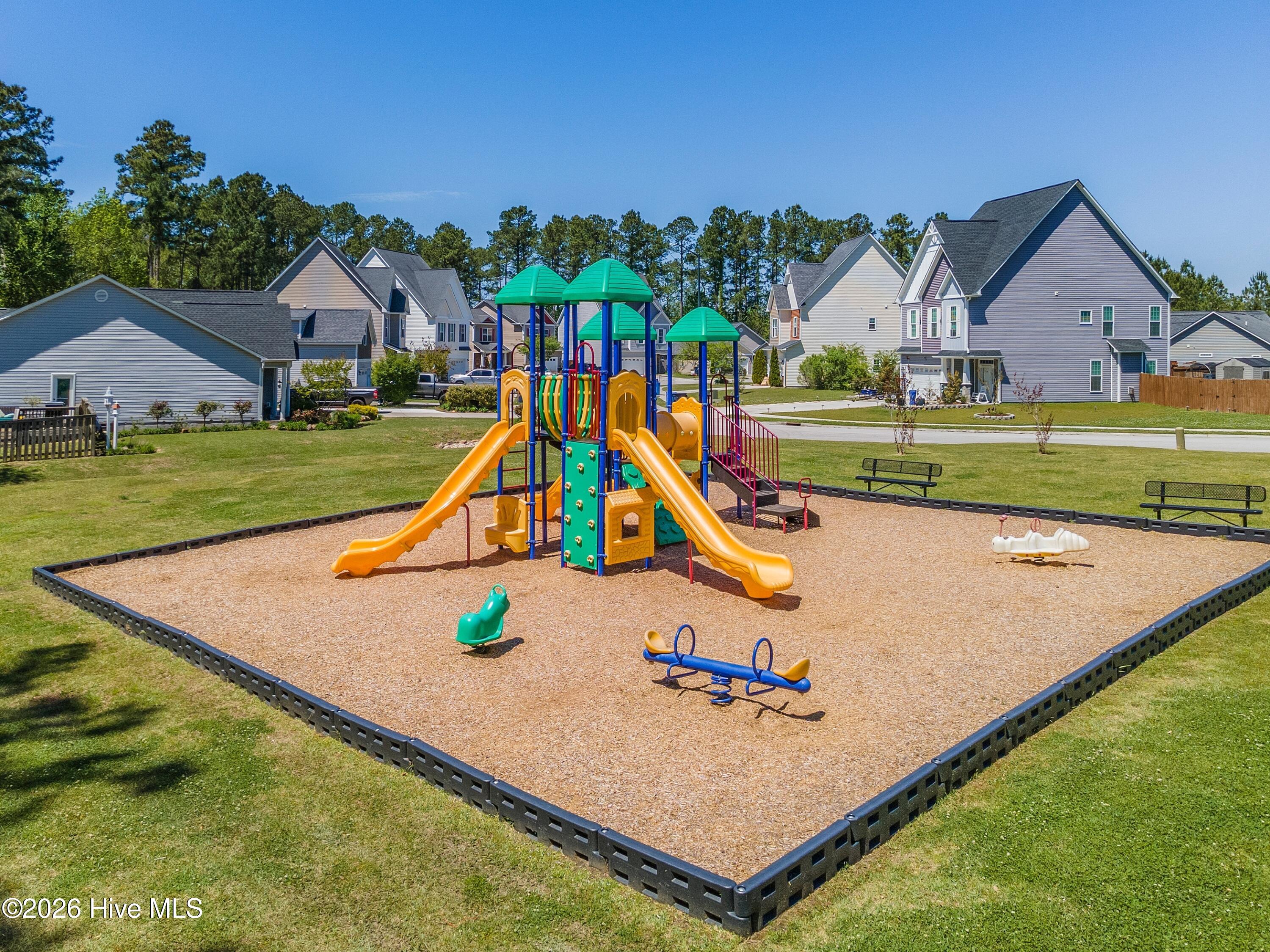 100561216 | Photo 46