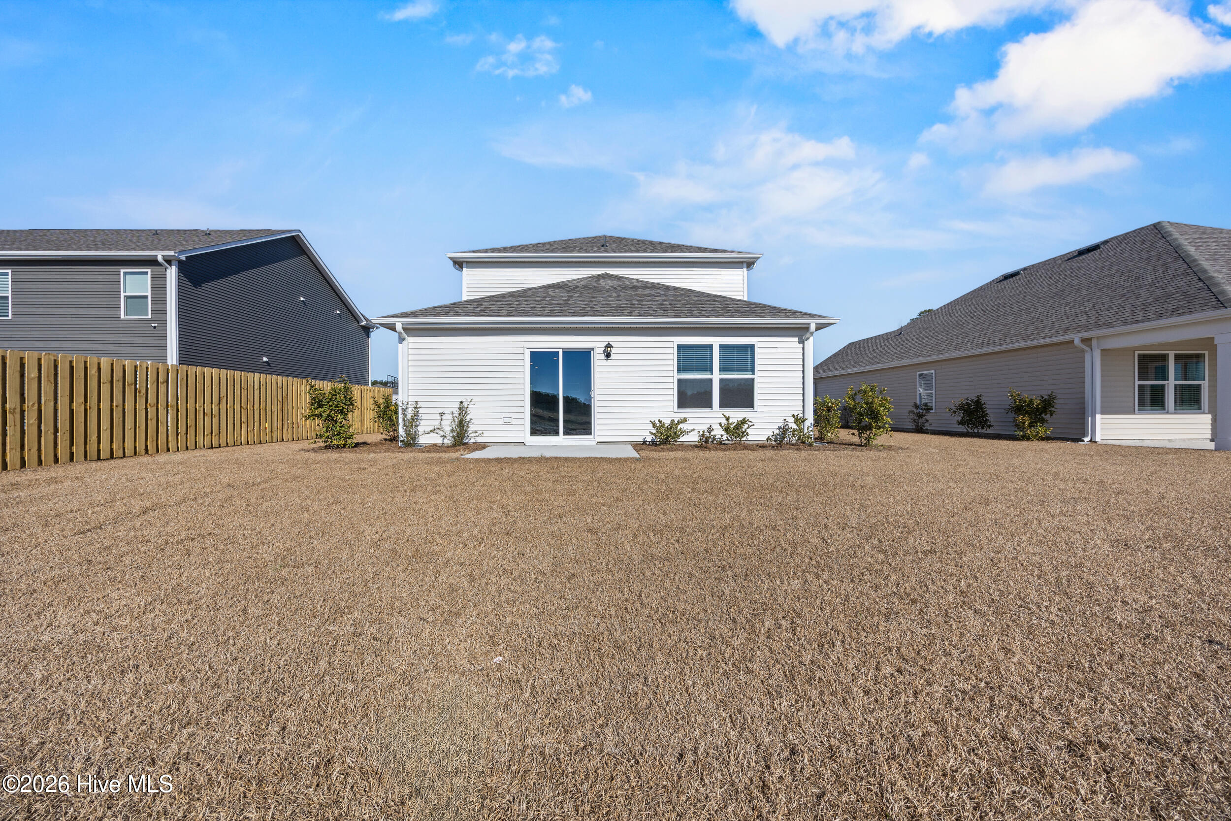 100547458 | Photo 39