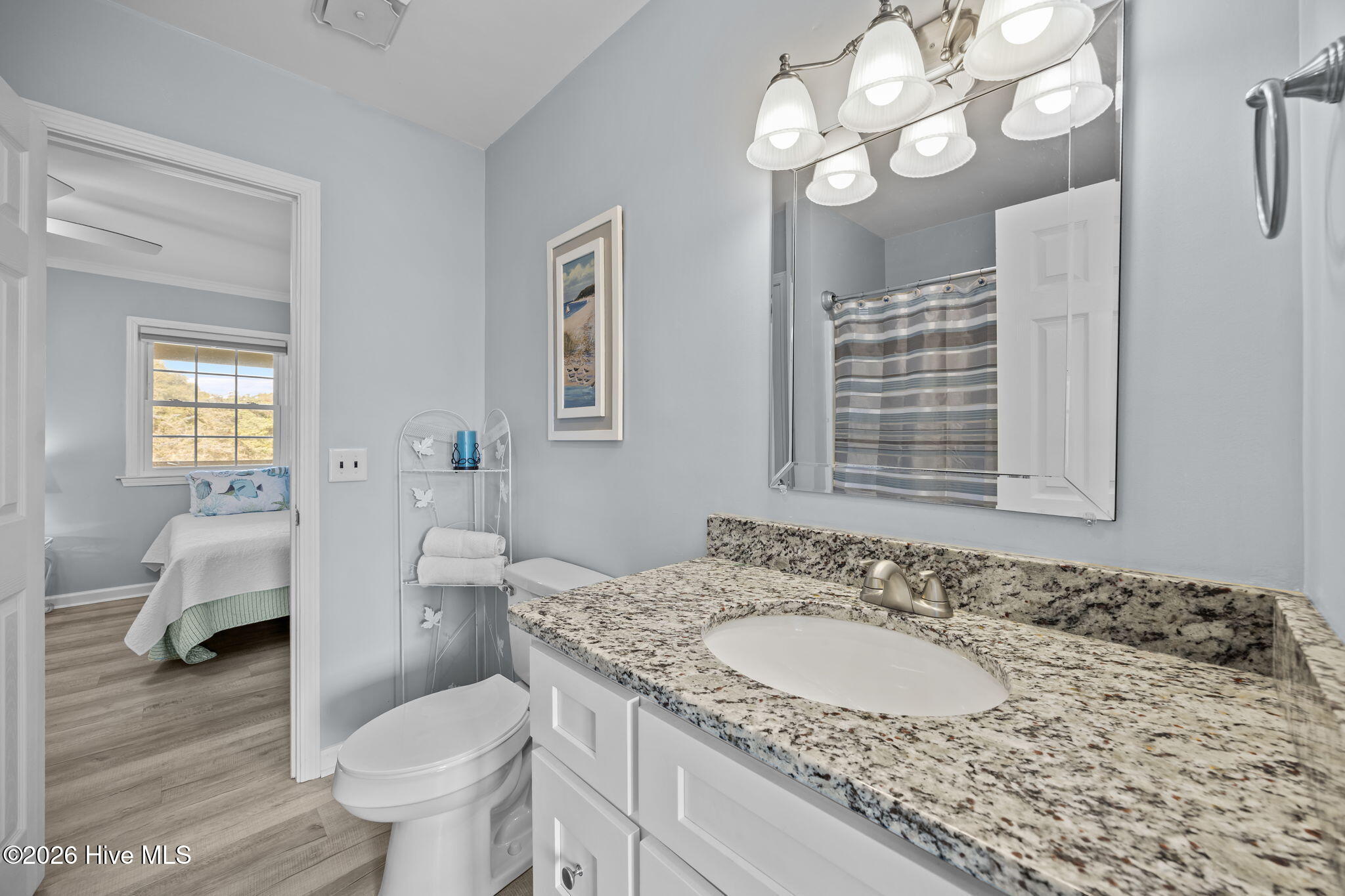 100547395 | Photo 20