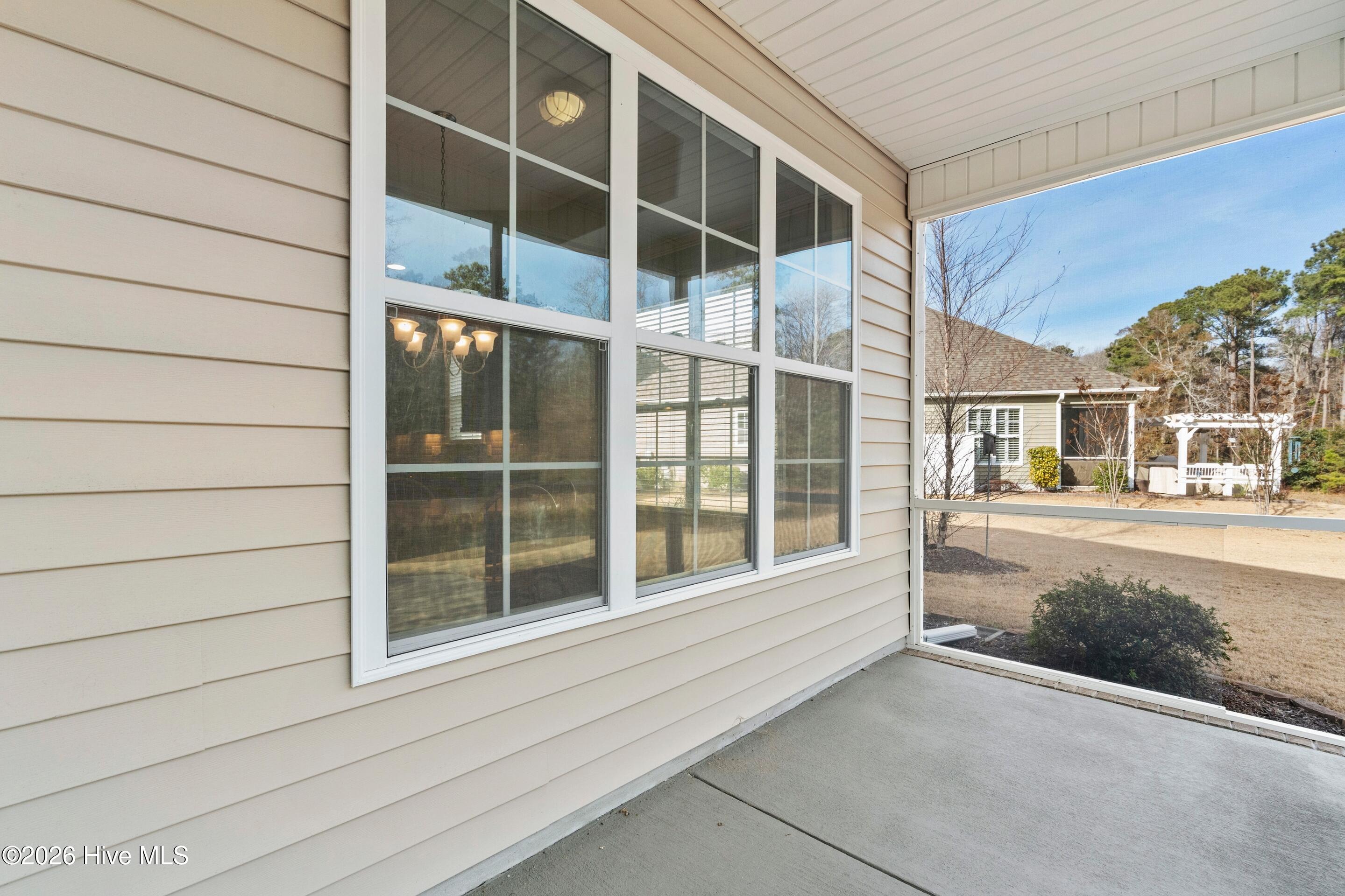 100547652 | Photo 52