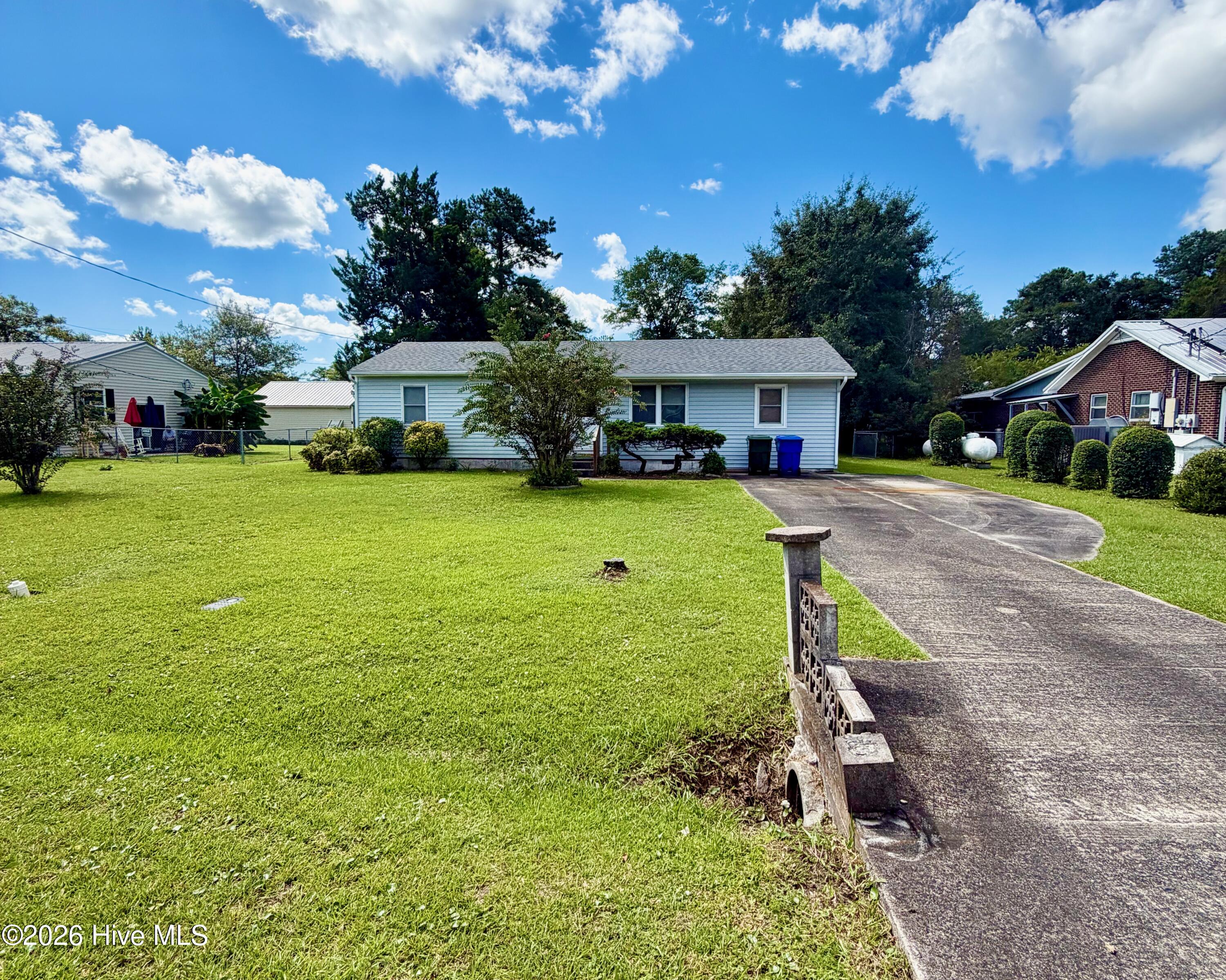 2802 Easy Street,Newport