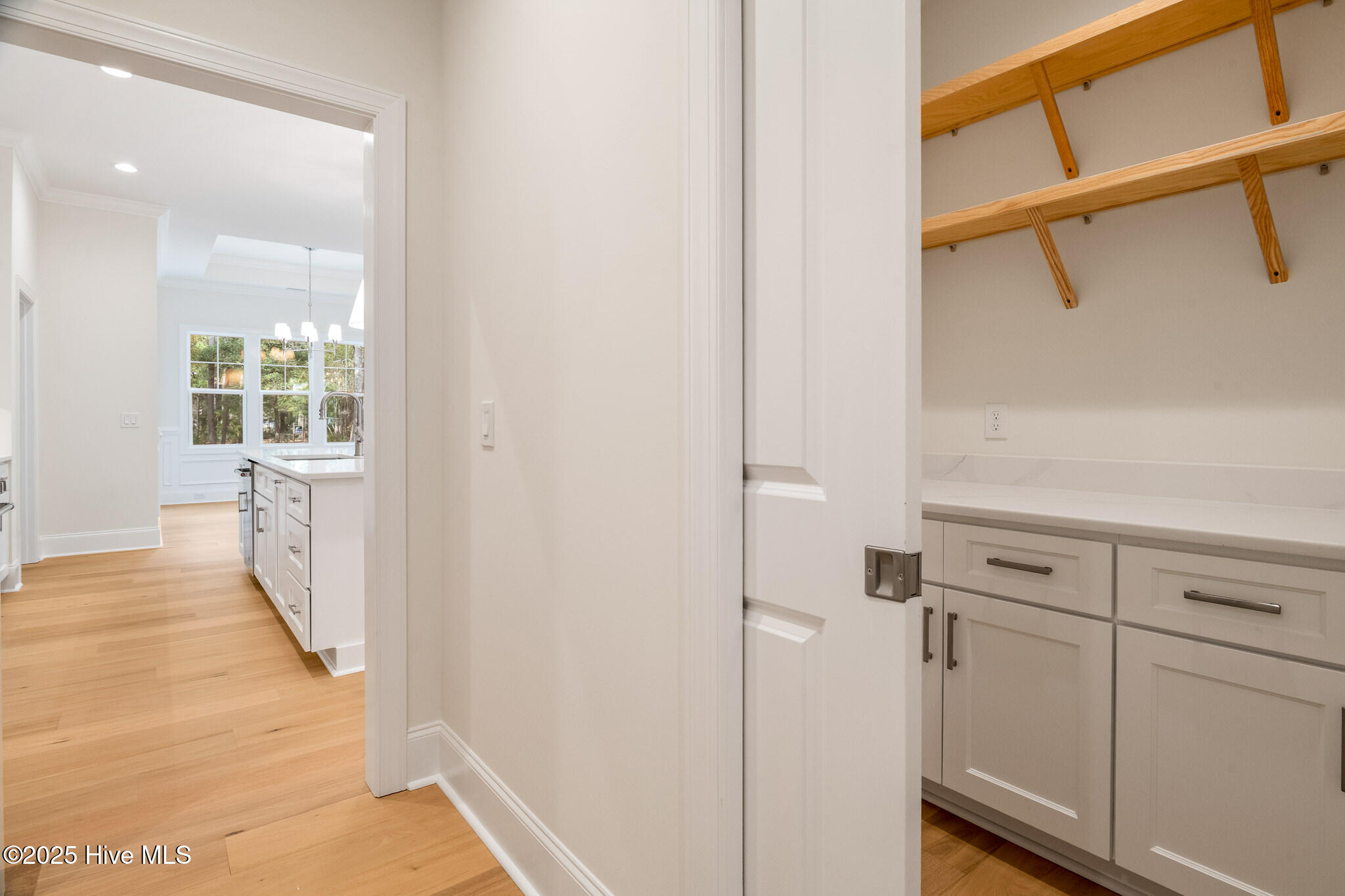 100535512 | Photo 34