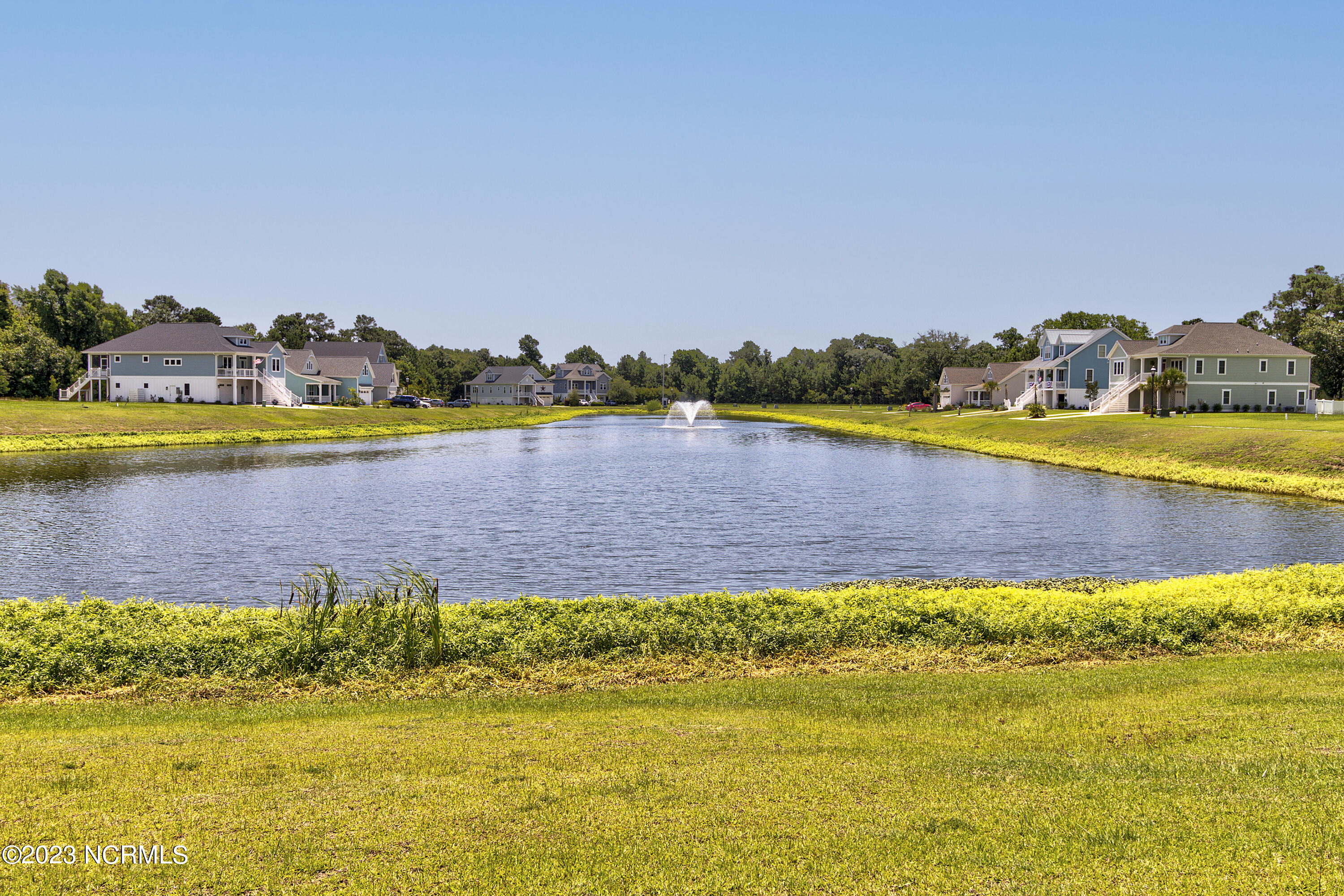 100562014 | Photo 21