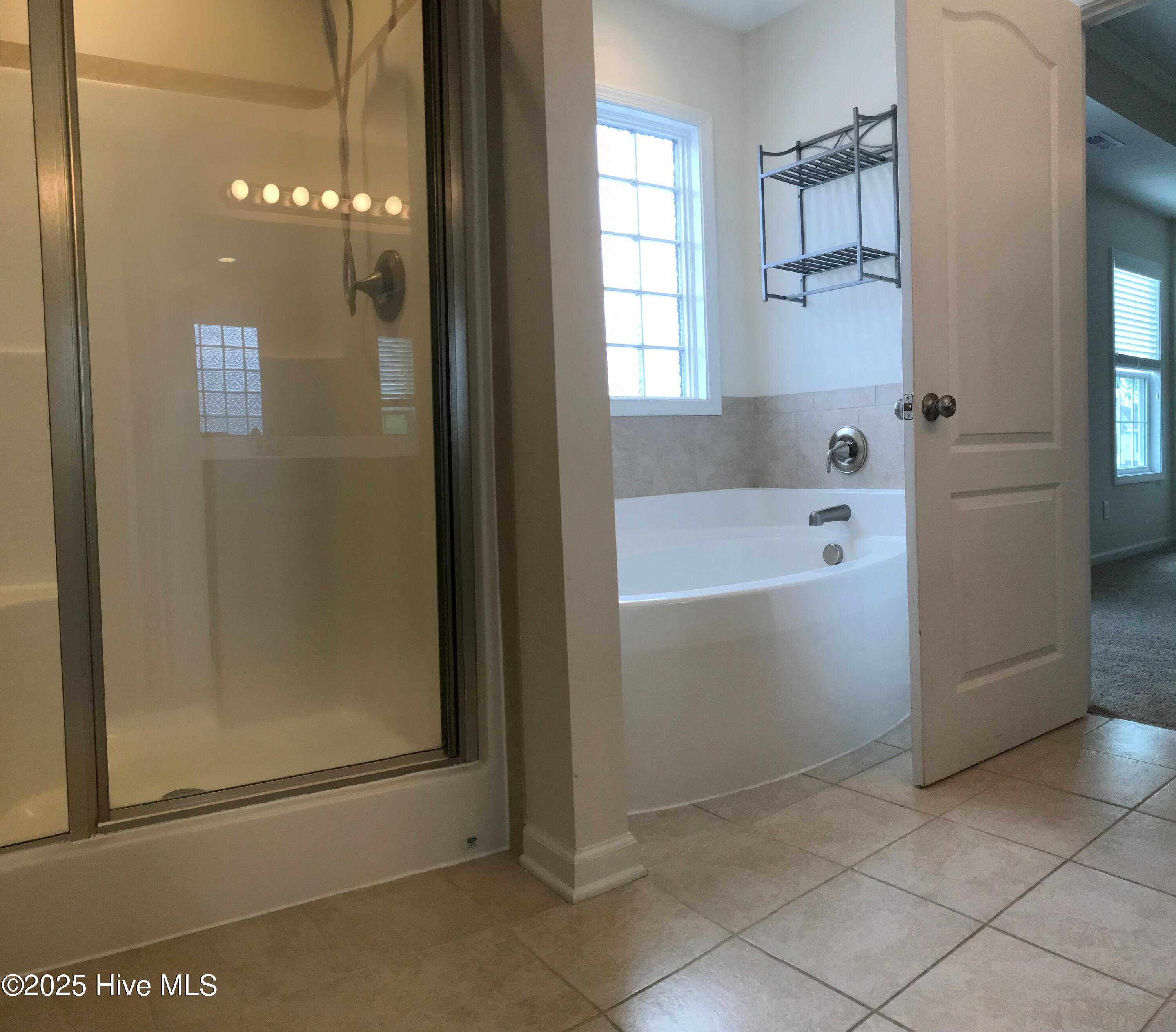 100544459 | Photo 34