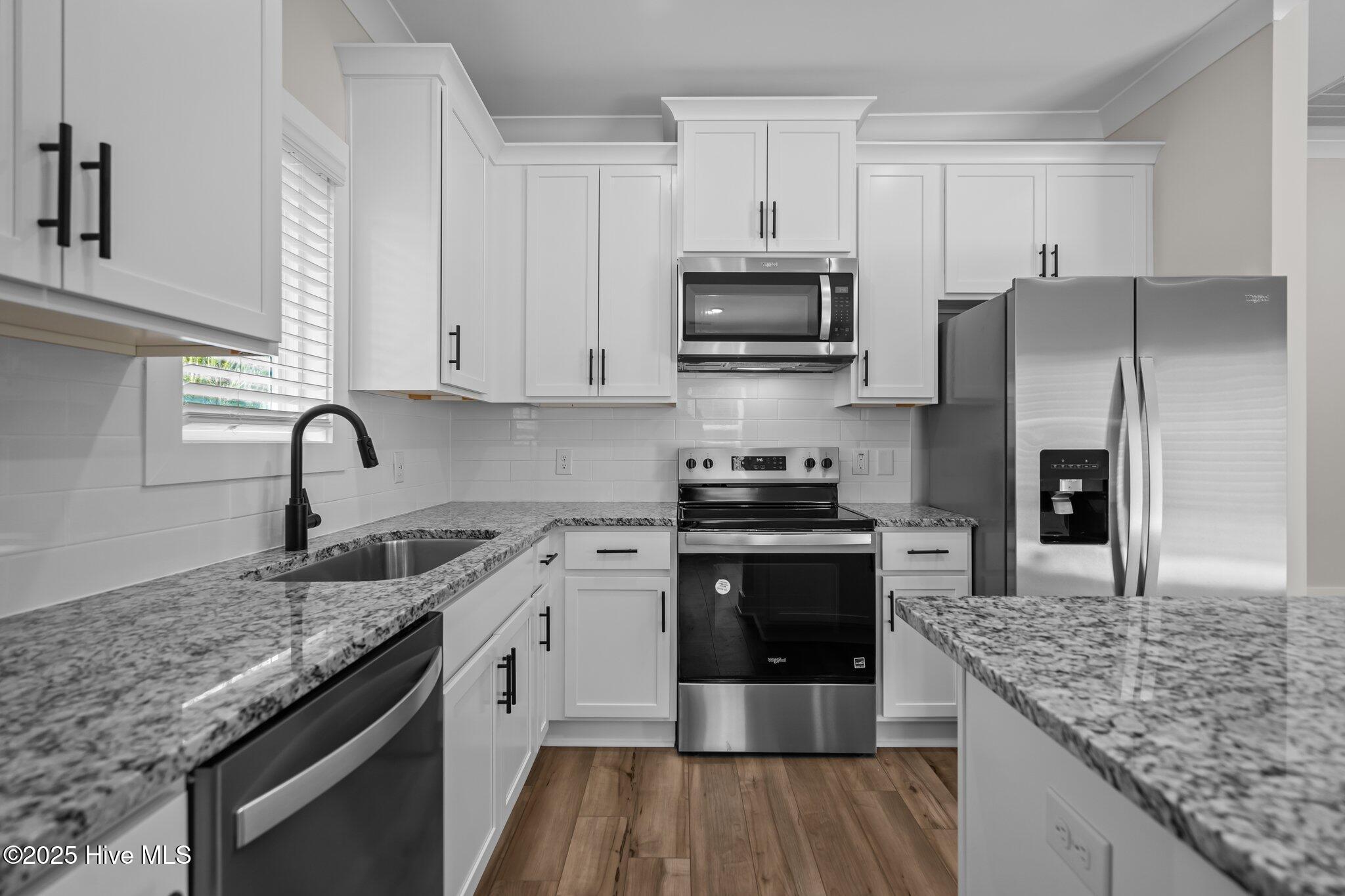 37 S Umbrella Palm Dr Drive, Hampstead, NC 28443 – photo 17: 17-web-or-mls-DSC01845