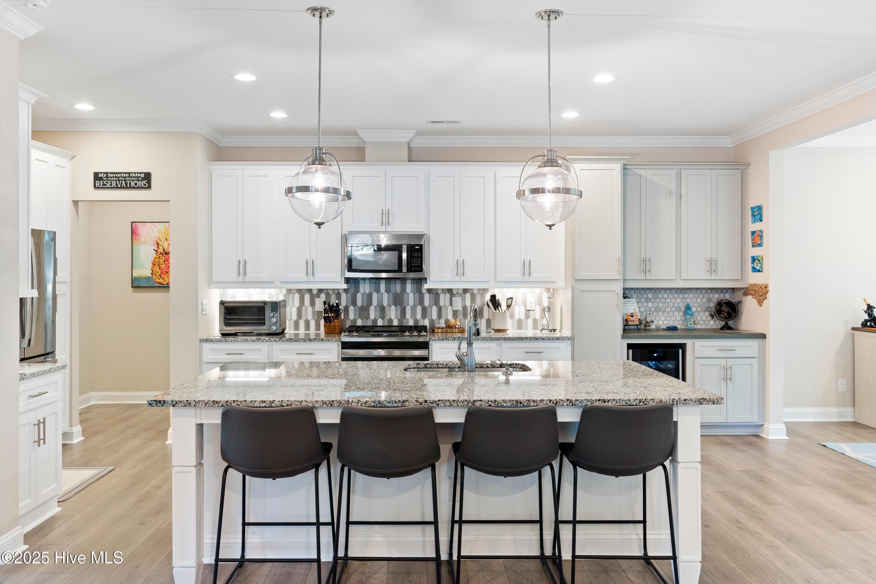 100532334 | Photo 13