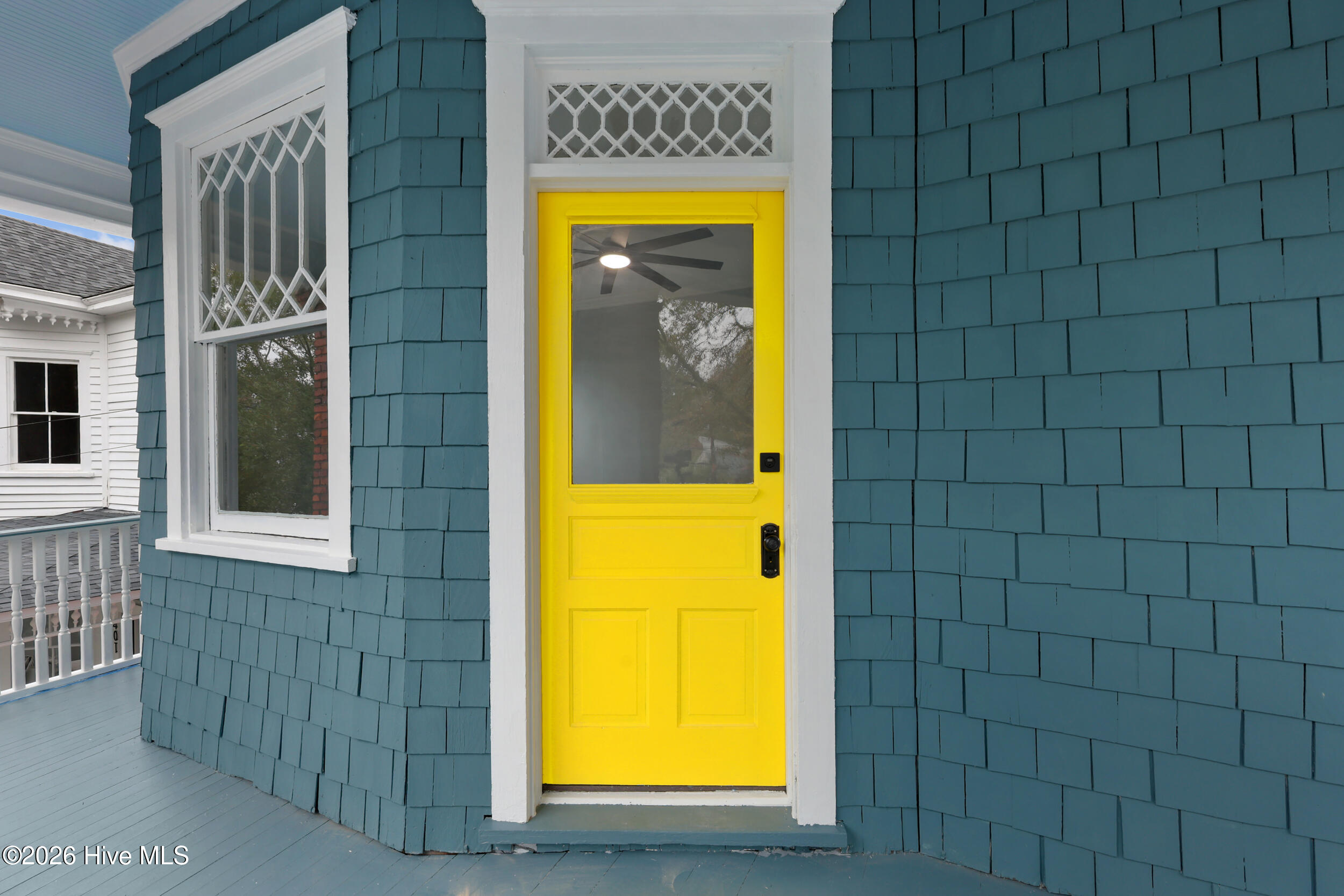 100553018 | Photo 23