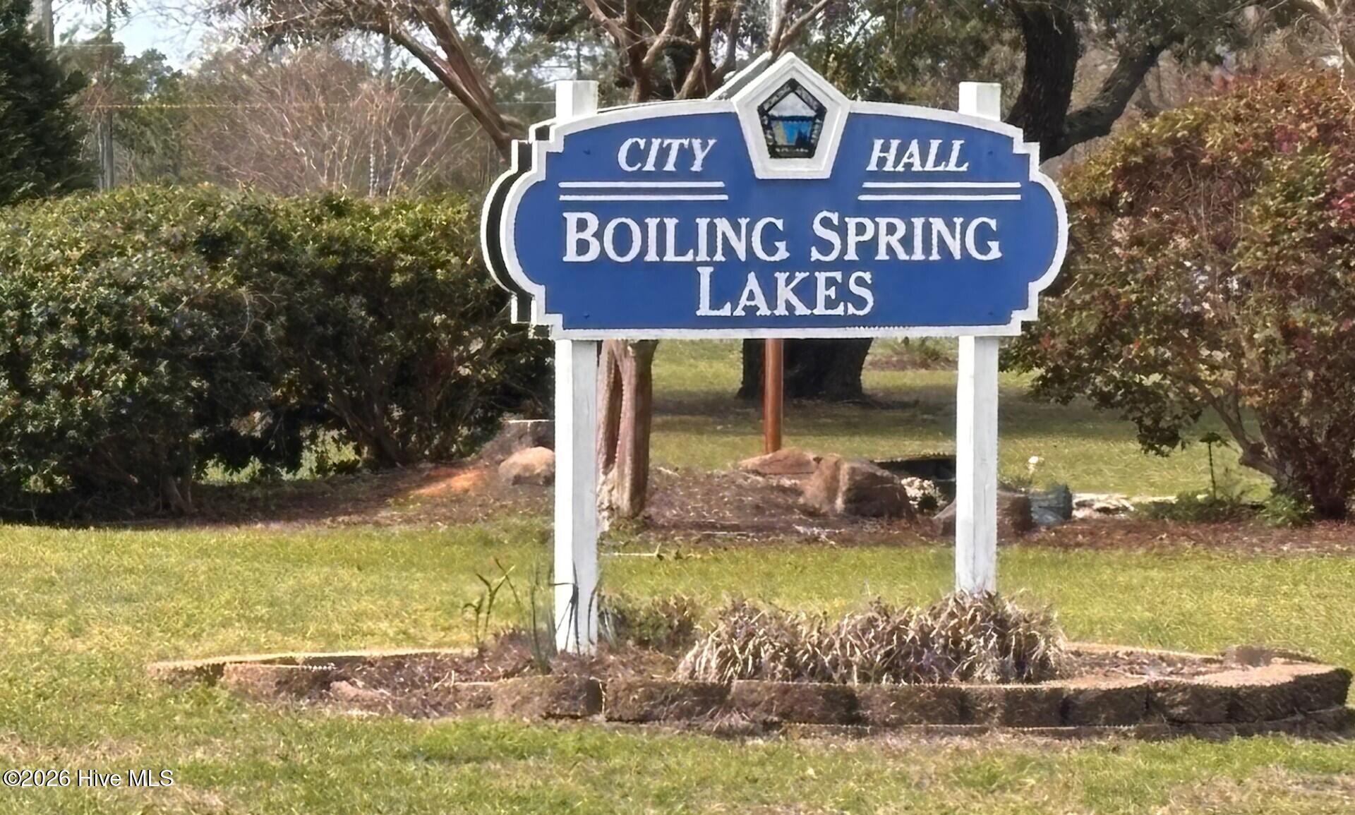 100562103 | Photo 40