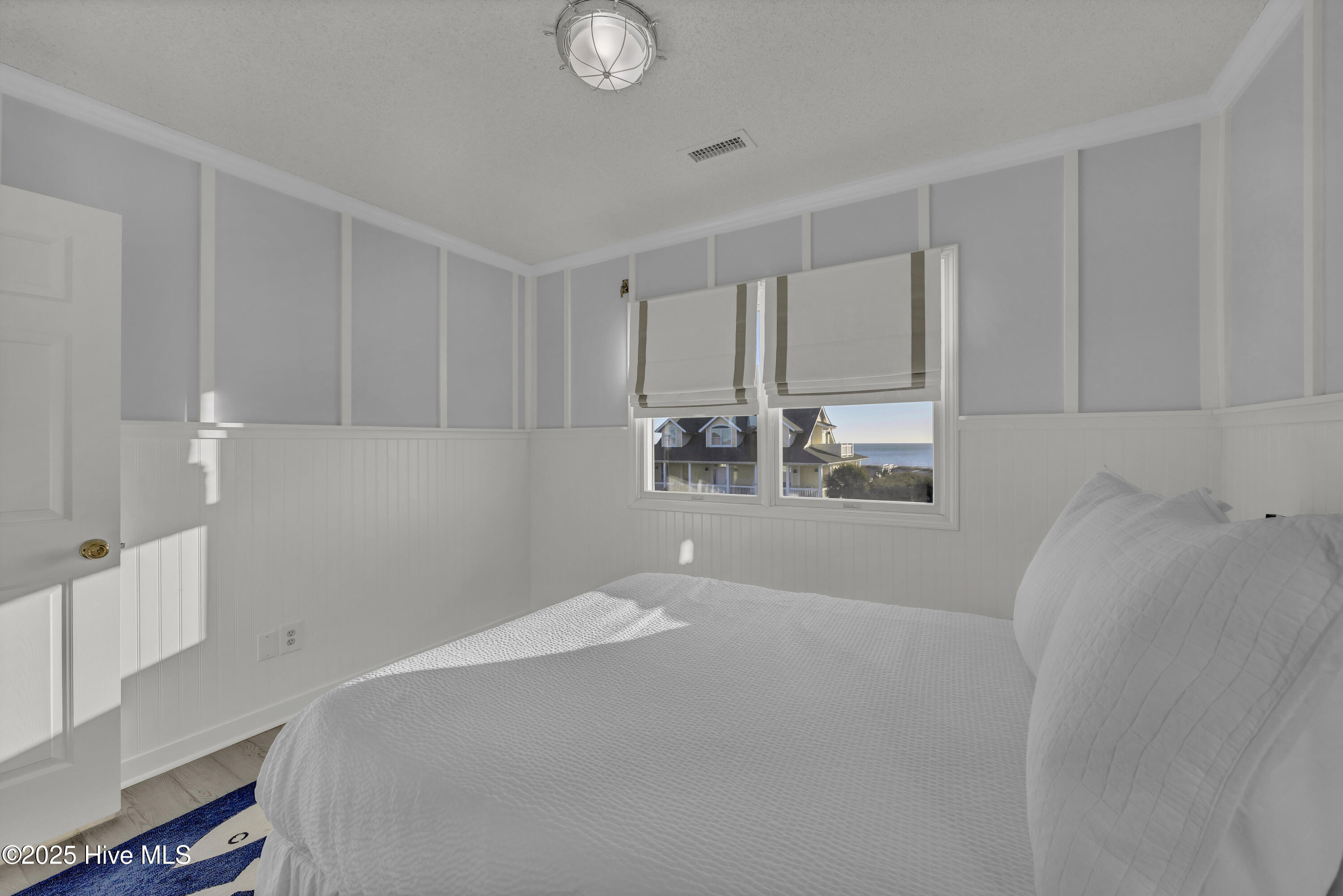 100546577 | Photo 31