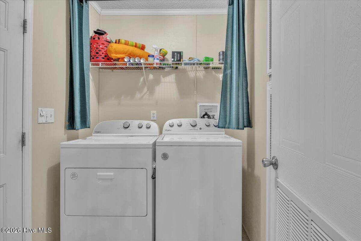 100554513 | Photo 21