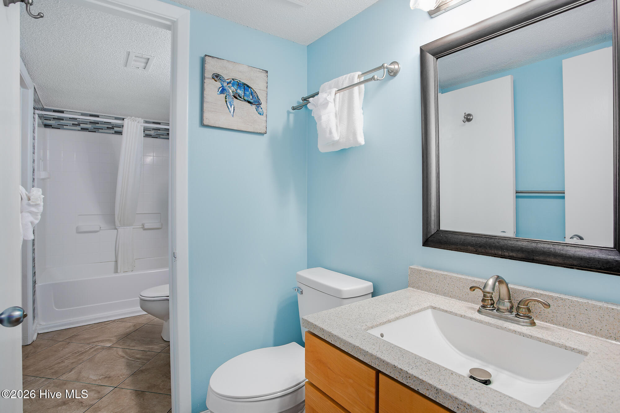 100567049 | Photo 14