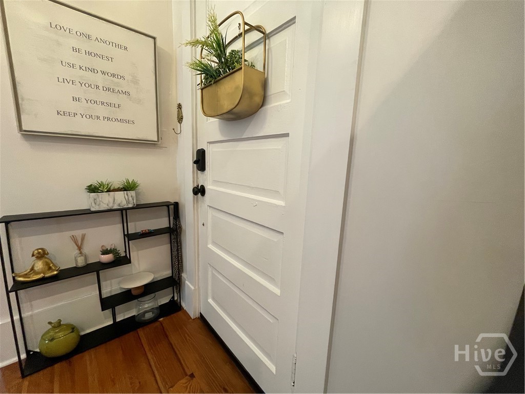 210 E State Street, Savannah, GA, 31401