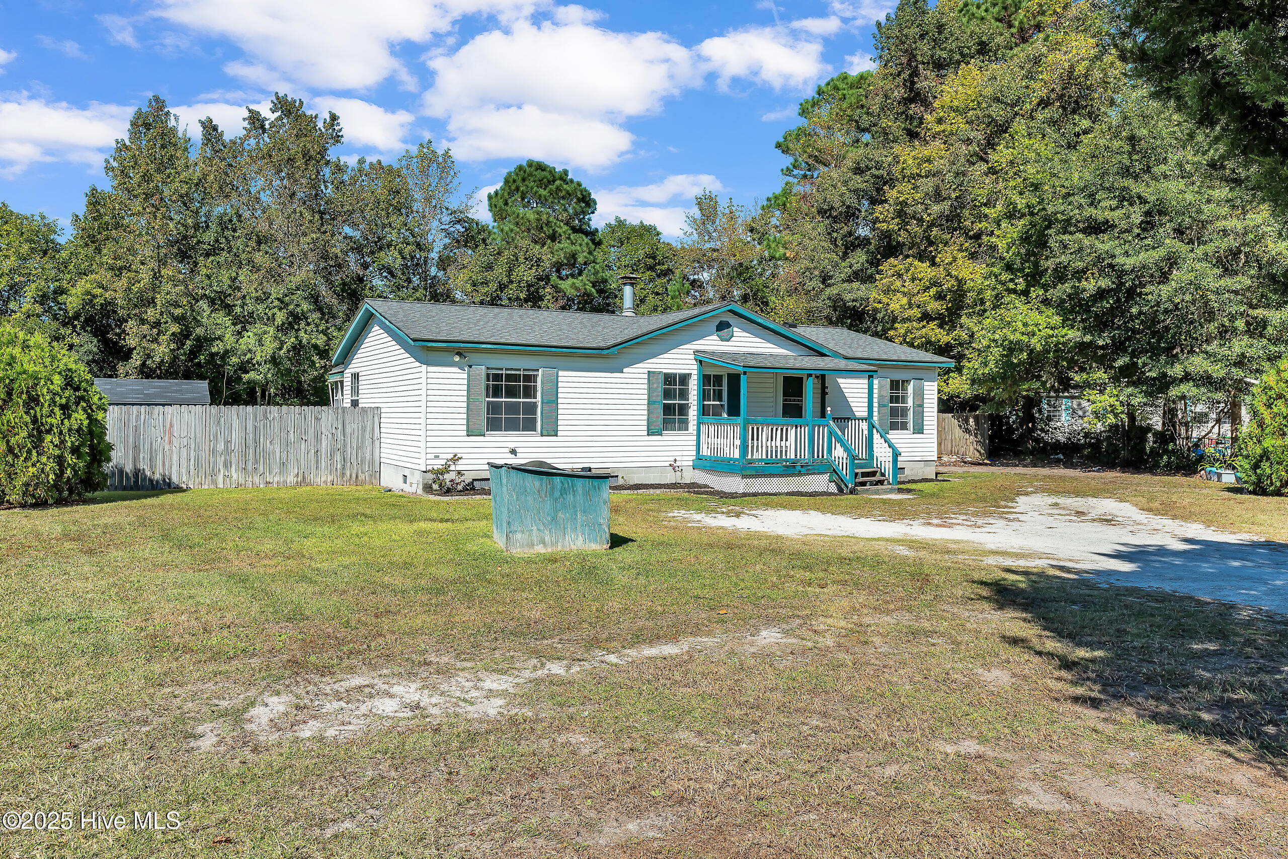 Homes for sale in Swansboro, NC | 103 Stoneybrook Ct, Swansboro, NC 28584 | MLS# 100538064