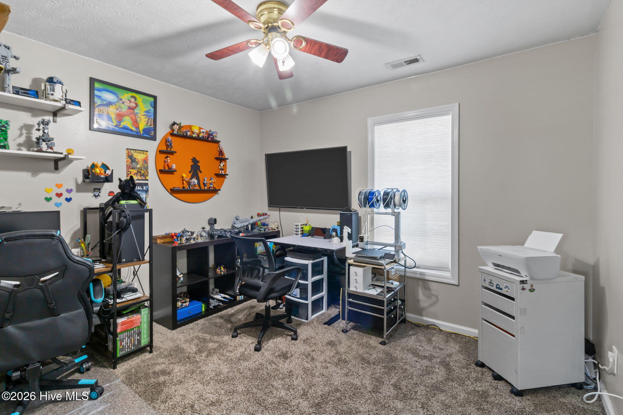 100561943 | Photo 30