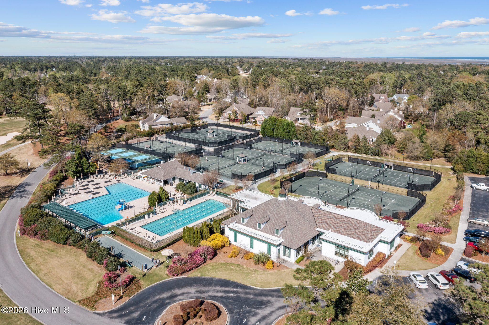 100564418 | Photo 79