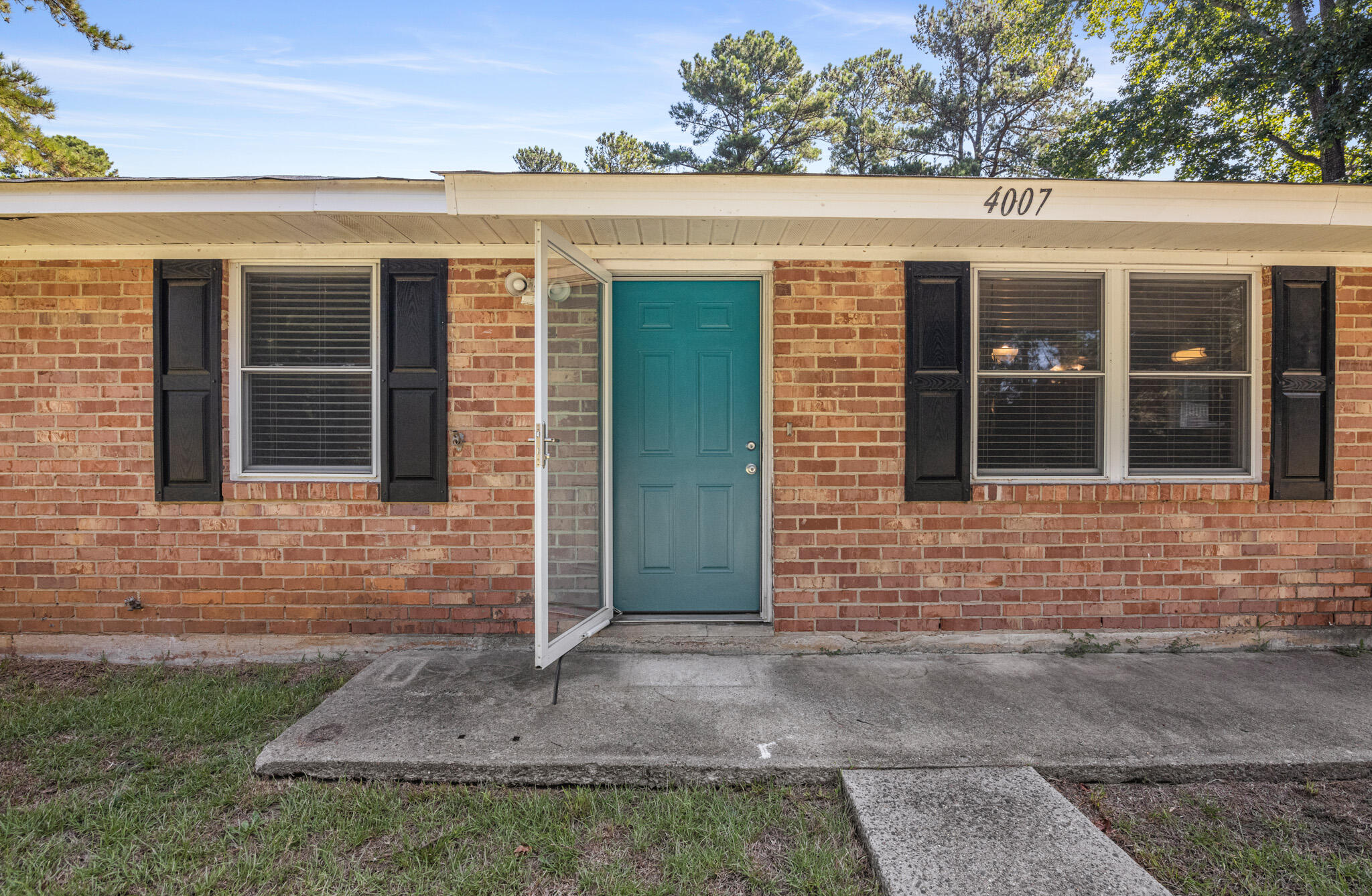 Homes for sale in Martinez, GA | 4007 Horseshoe Rd, Martinez, GA 30907 | MLS# 548802