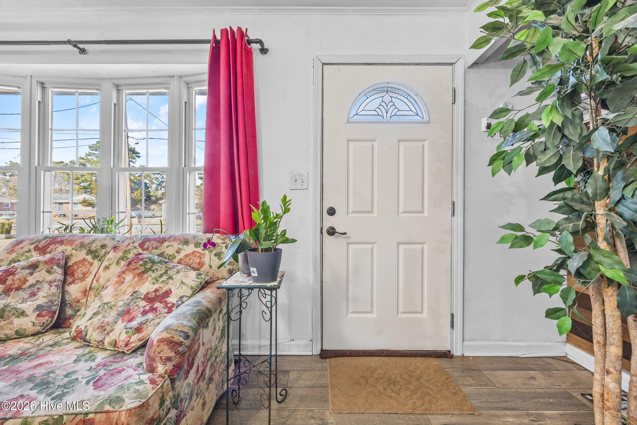 100555570 | Photo 10