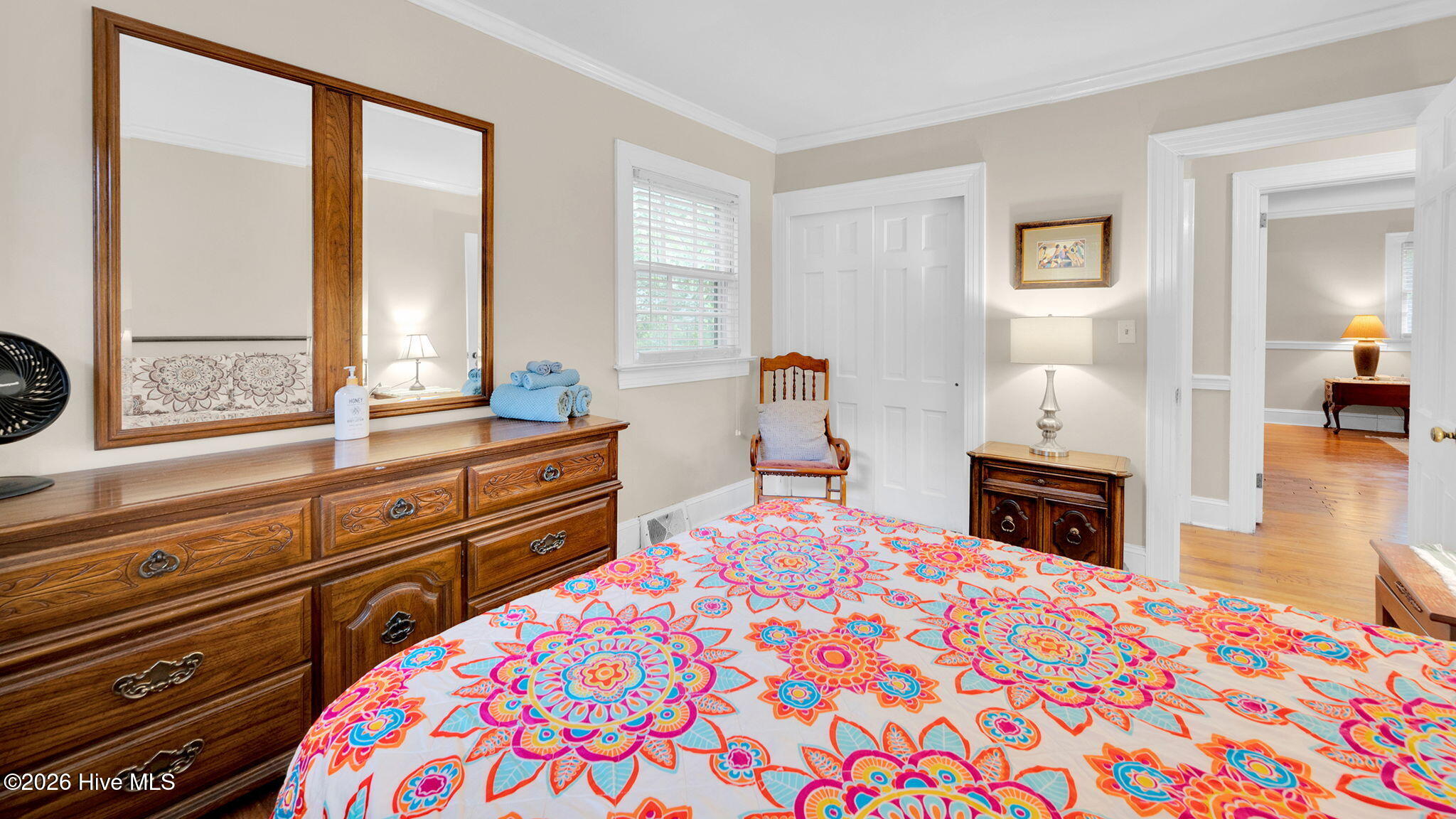 20-web-or-mls-1902 Sherwood Drive-20