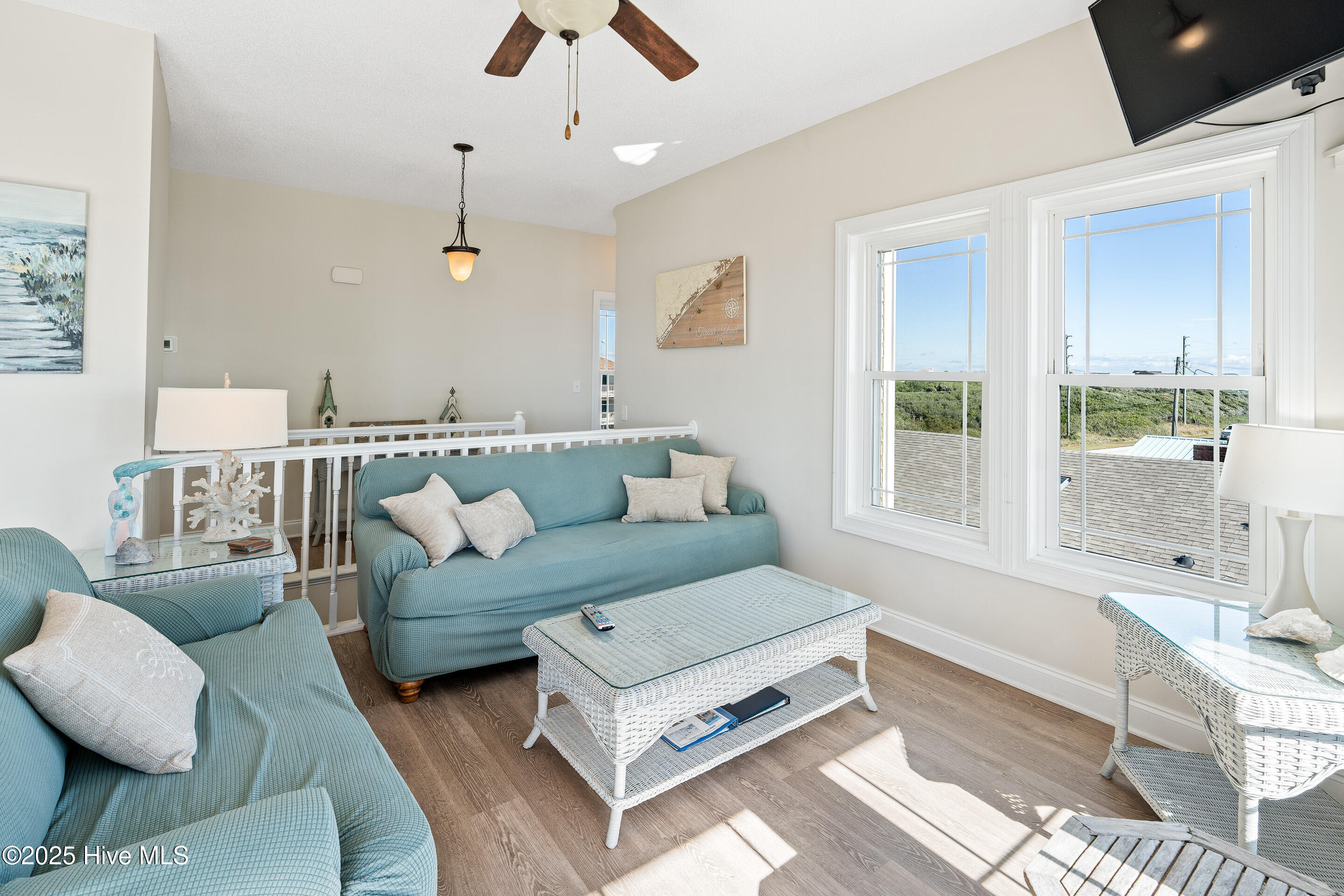 100539314 | Photo 25