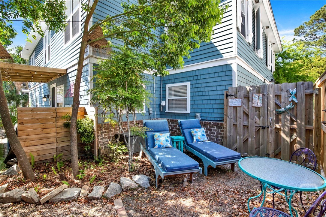 more private outdoor space for the 2 BR apt