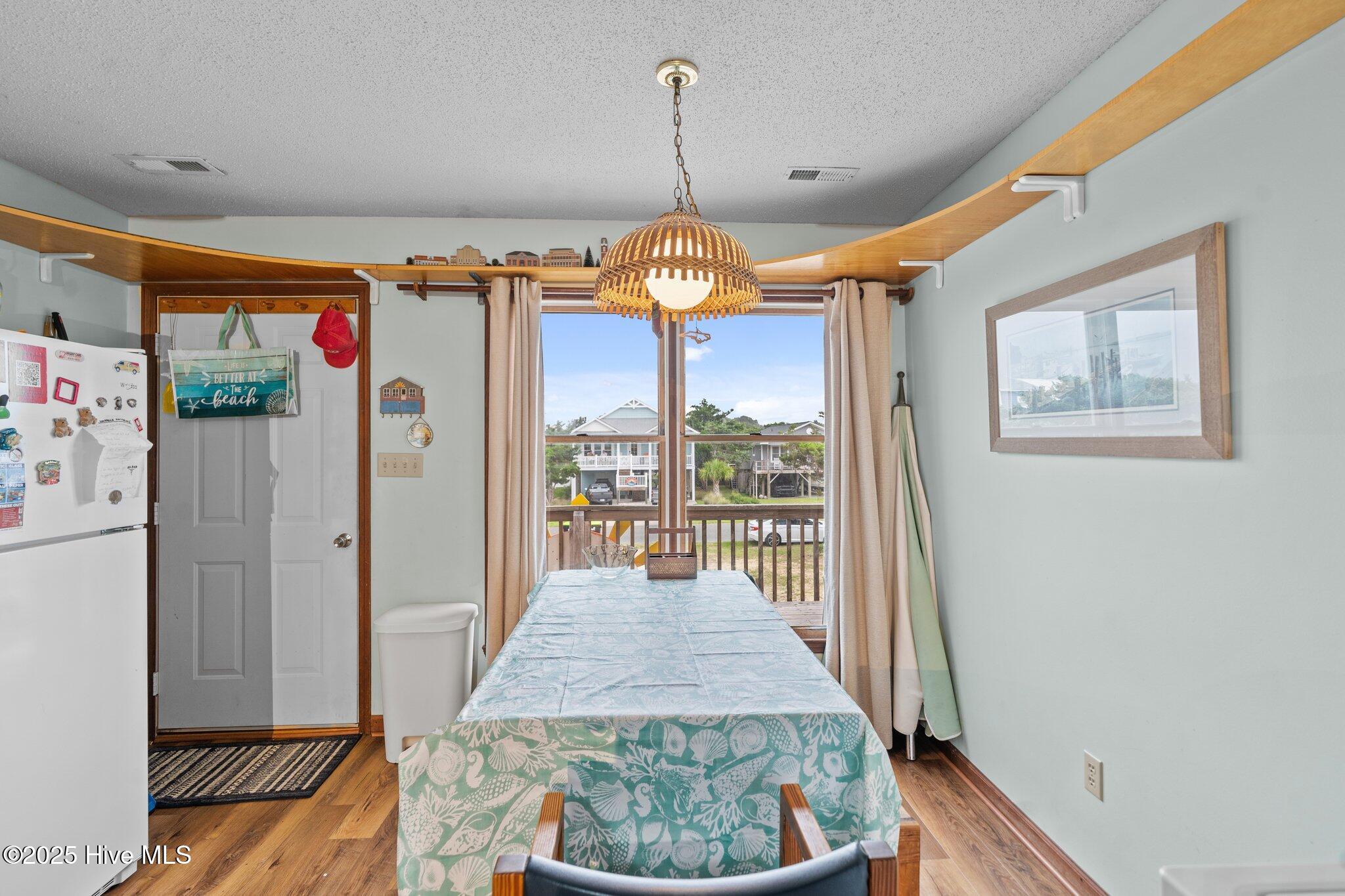 100513901 | Photo 23