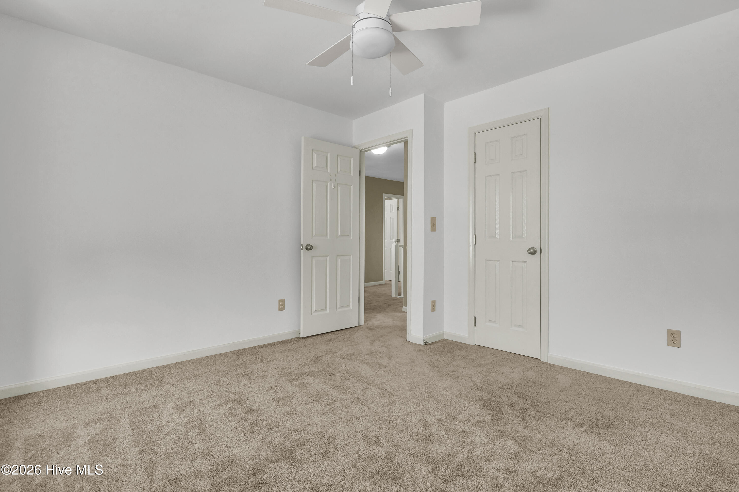 100551025 | Photo 25