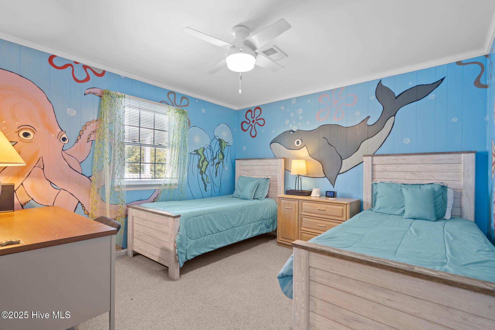 100537685 | Photo 30