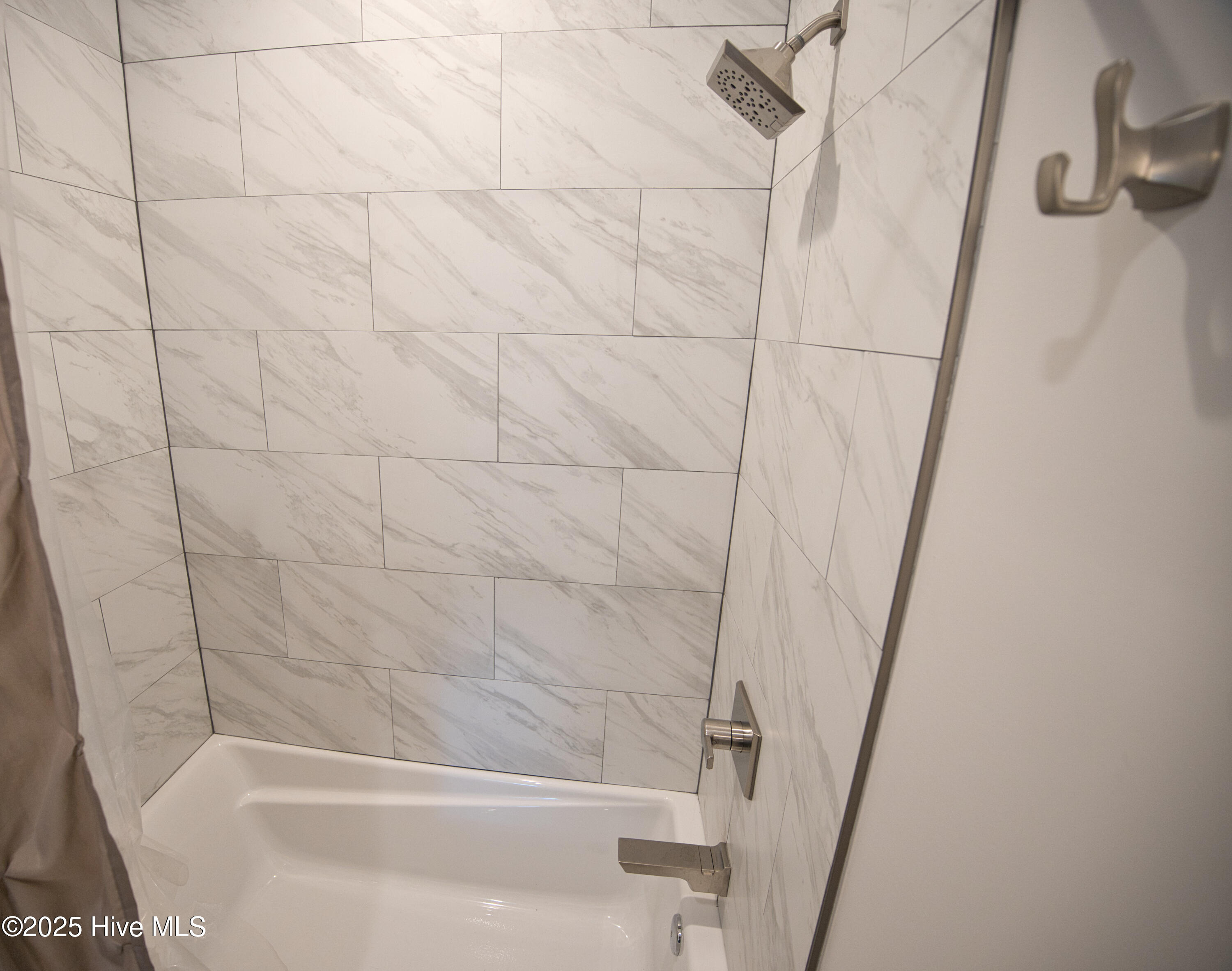 100546521 | Photo 60