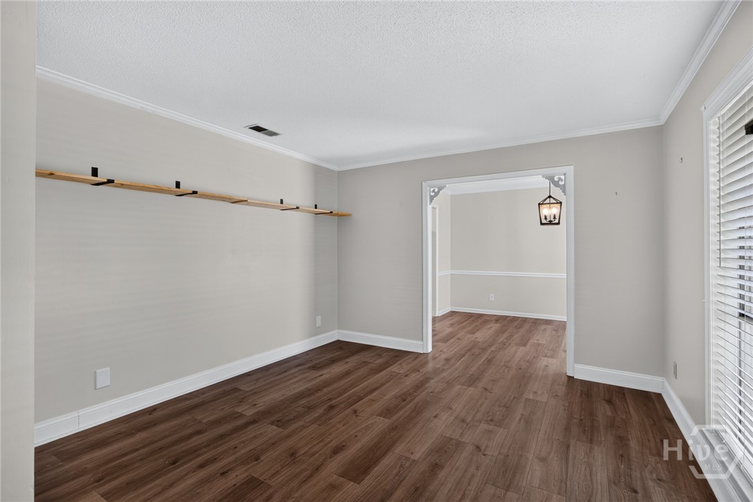 Photo 3 of Single family home for sale at 916 Mill Dr, Savannah, GA 31419 | MLS# SA362786 | Listing updated on 2026-09-13