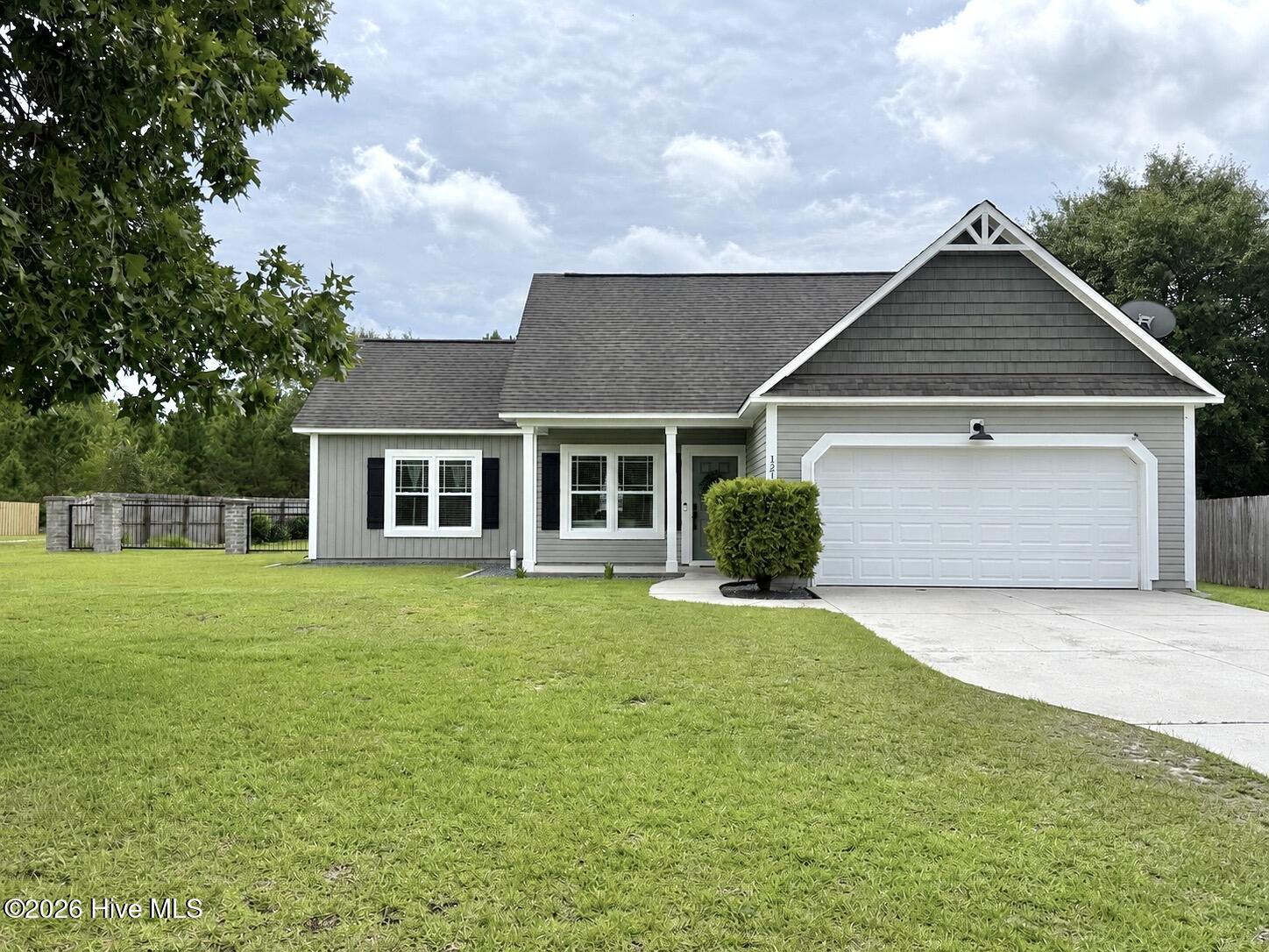 121 Blueberry Fields Road,Maple Hill